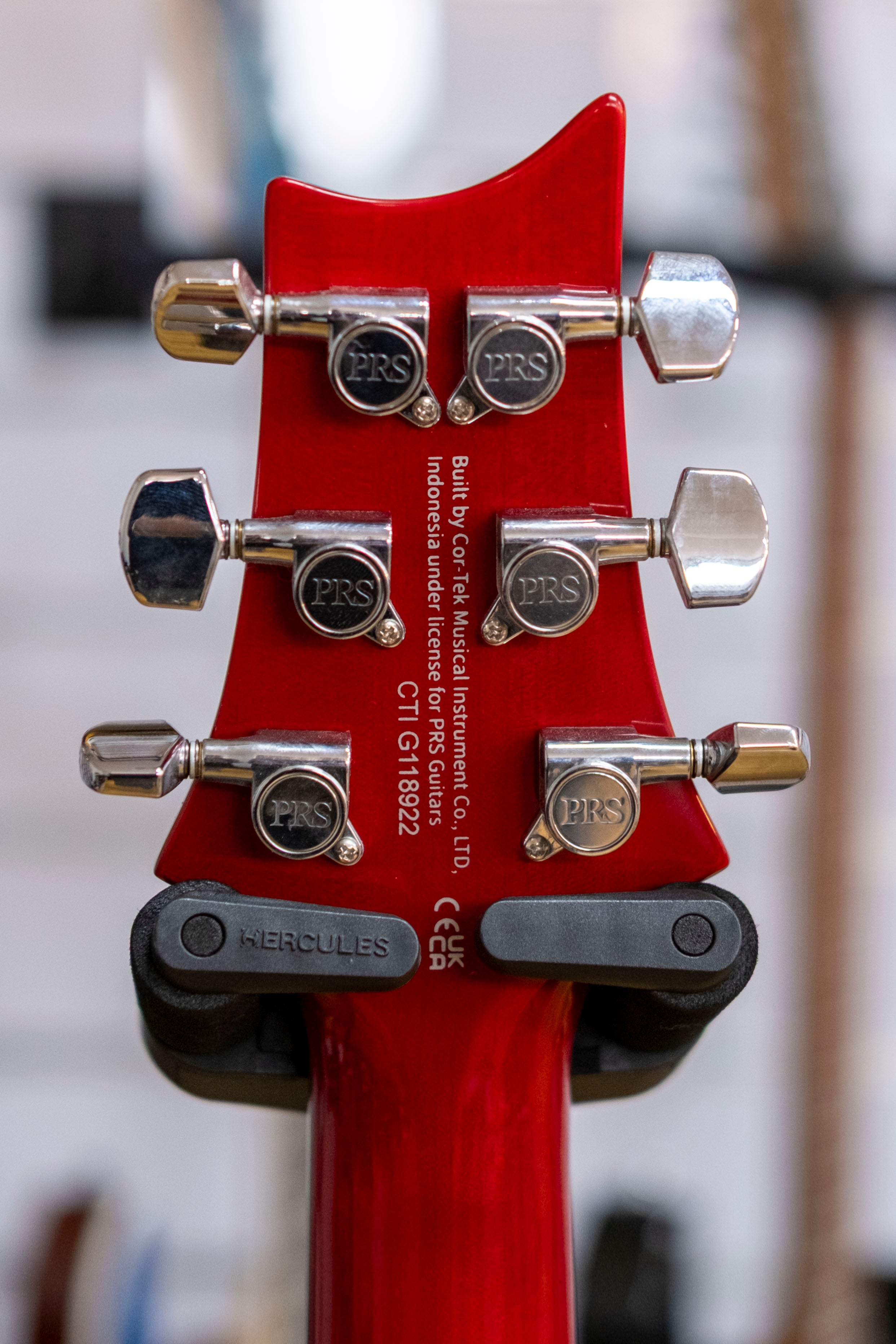 PRS SE Custom 24 Electric Guitar with Bag (Charcoal Cherry Burst)