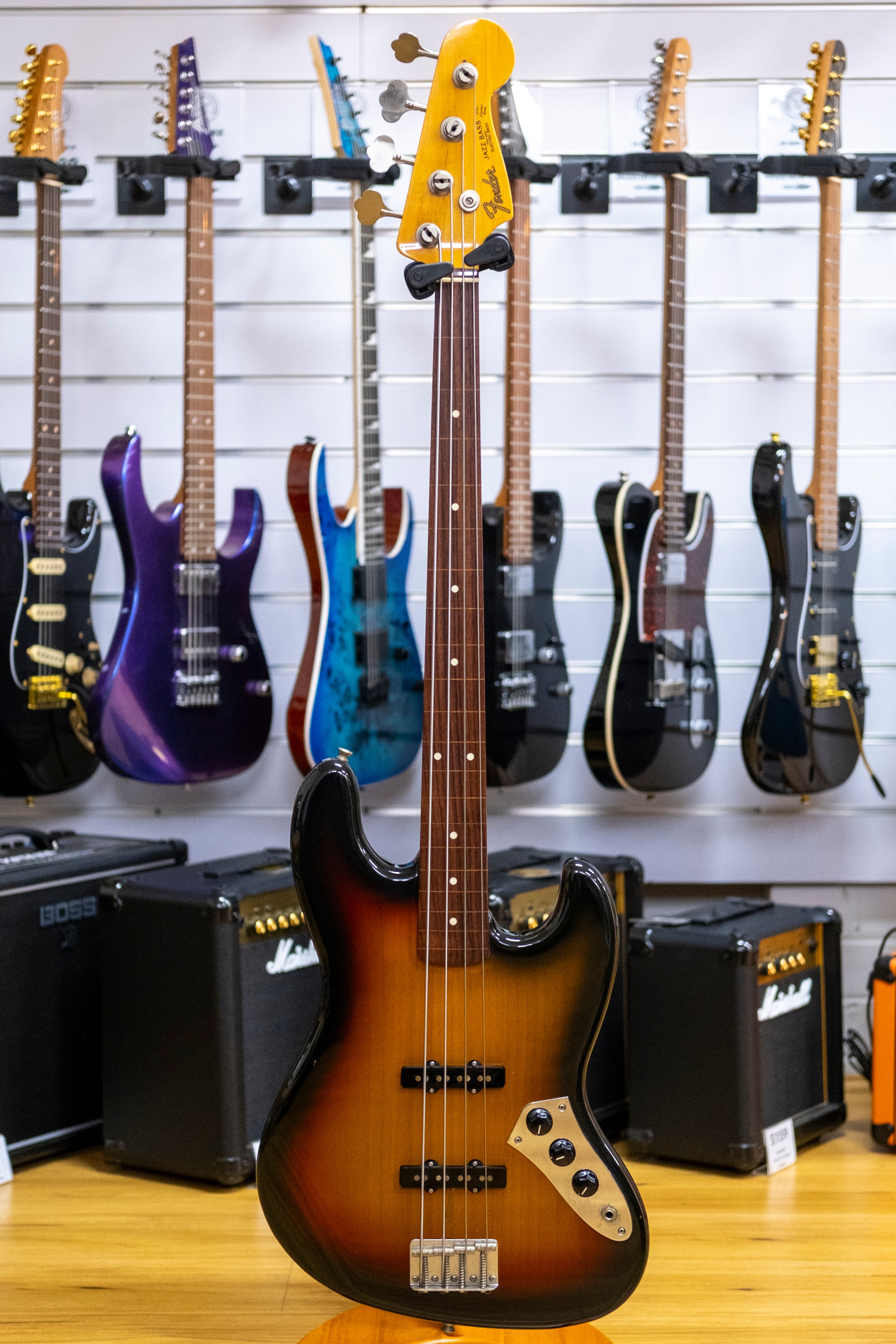 Fender JB62-FL Fretless Jazz Bass Guitar (3-Tone Sunburst) (Pre-Owned, 1994 MIJ)