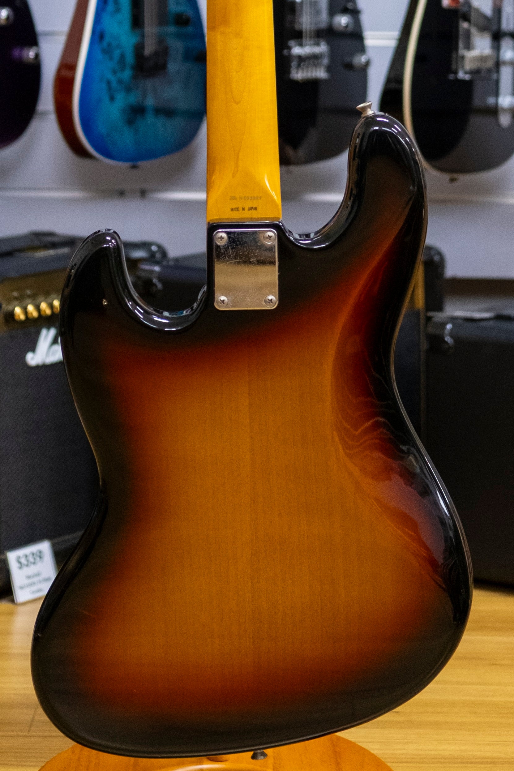 Fender JB62-FL Fretless Jazz Bass Guitar (3-Tone Sunburst) (Pre-Owned, 1994 MIJ)