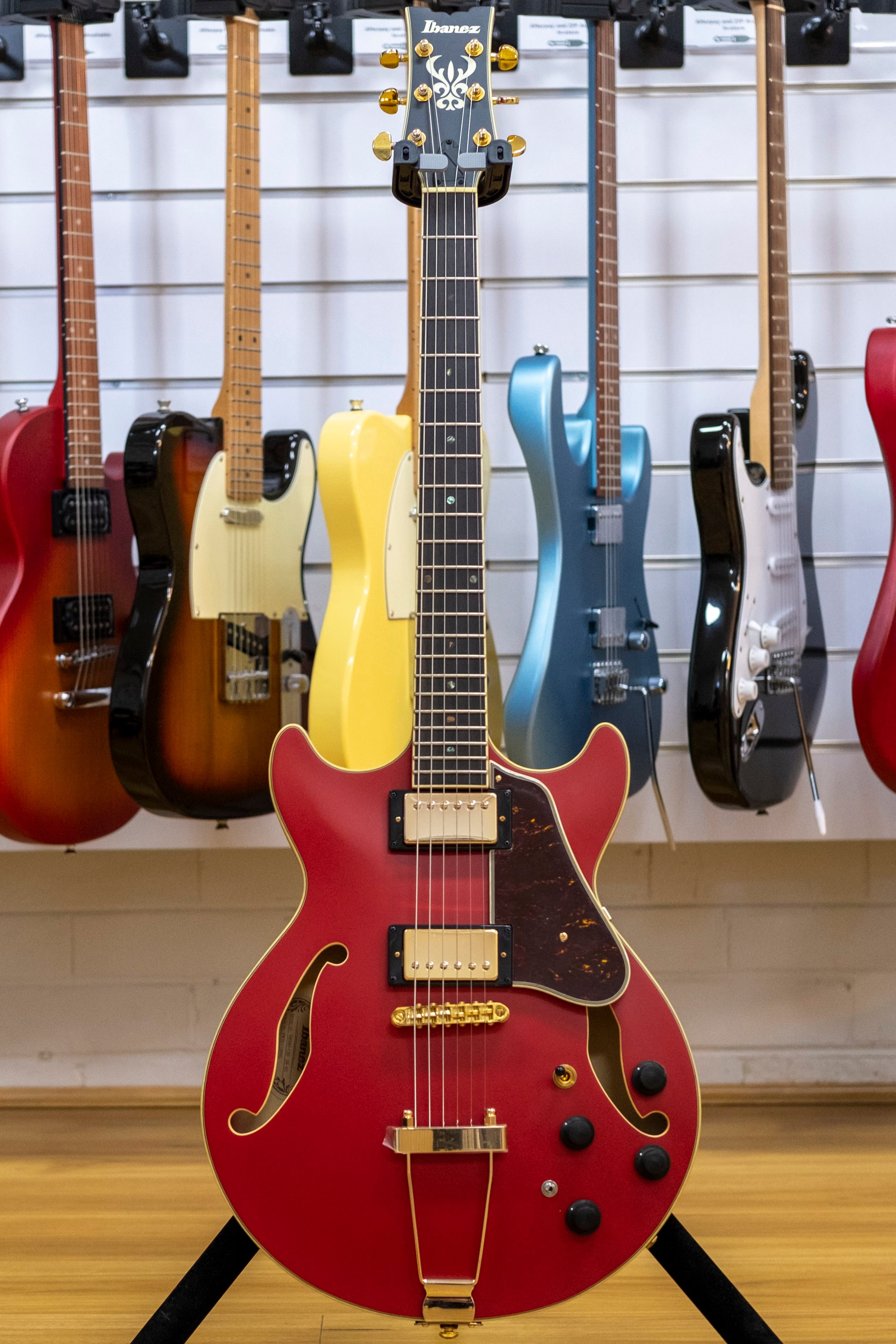 Ibanez AMH90 Artcore Expressionist Semi-Hollow Electric Guitar (Cherry Red Flat)