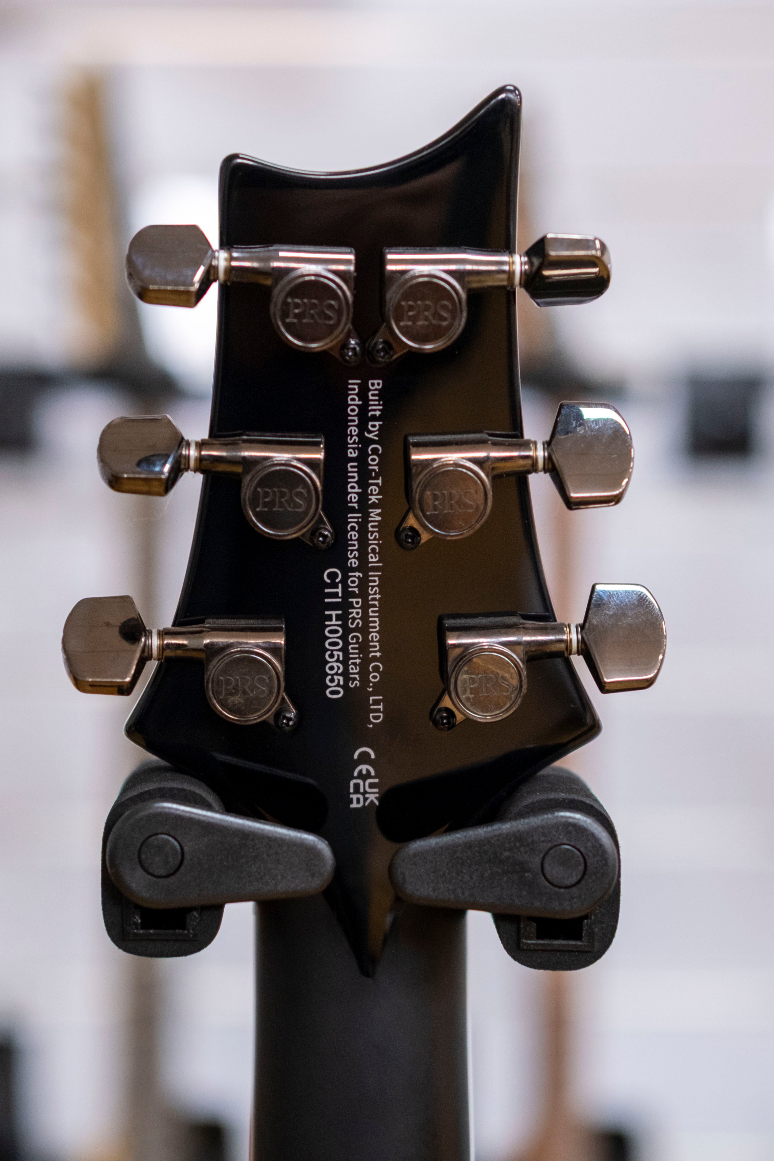 PRS SE Mark Holcomb Signature Electric Guitar with Bag (Holcomb Blue Burst)