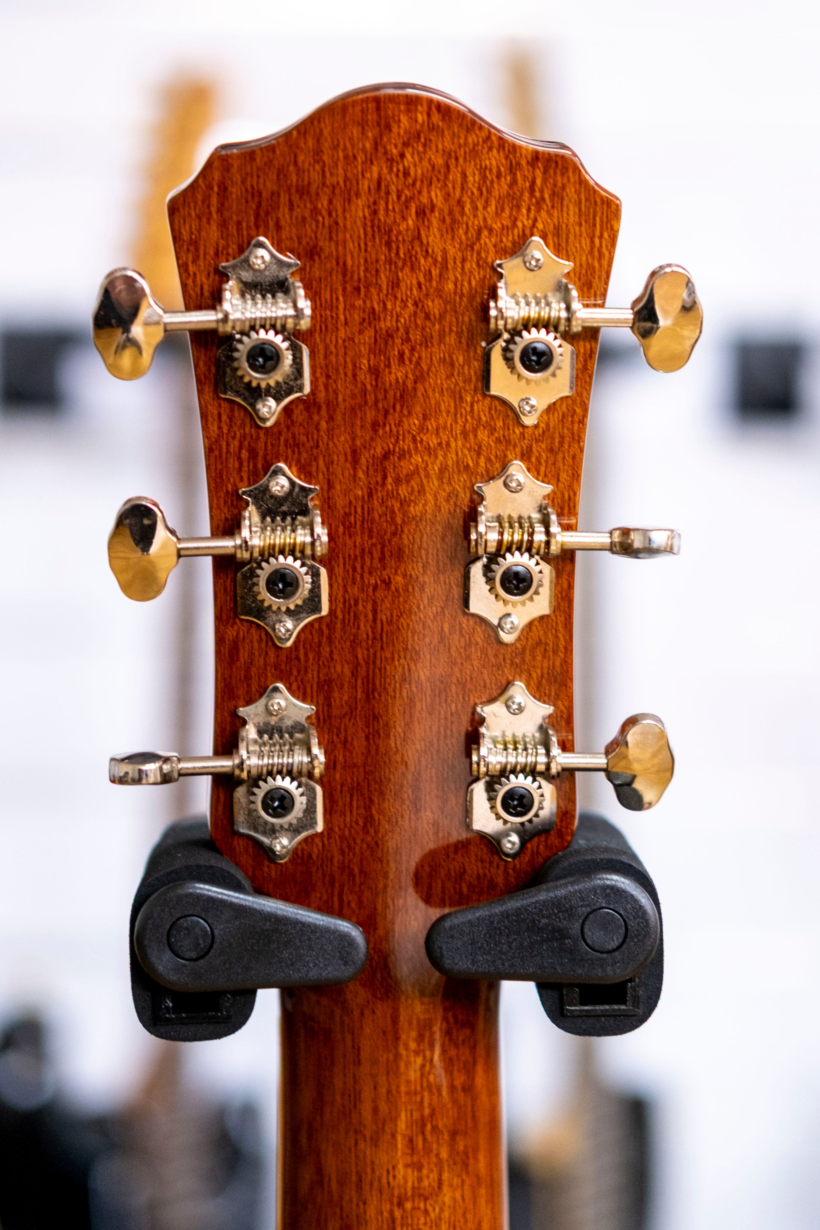 Martinez 51 Series Superfolk Acoustic Electric Guitar (Amara Ebony)