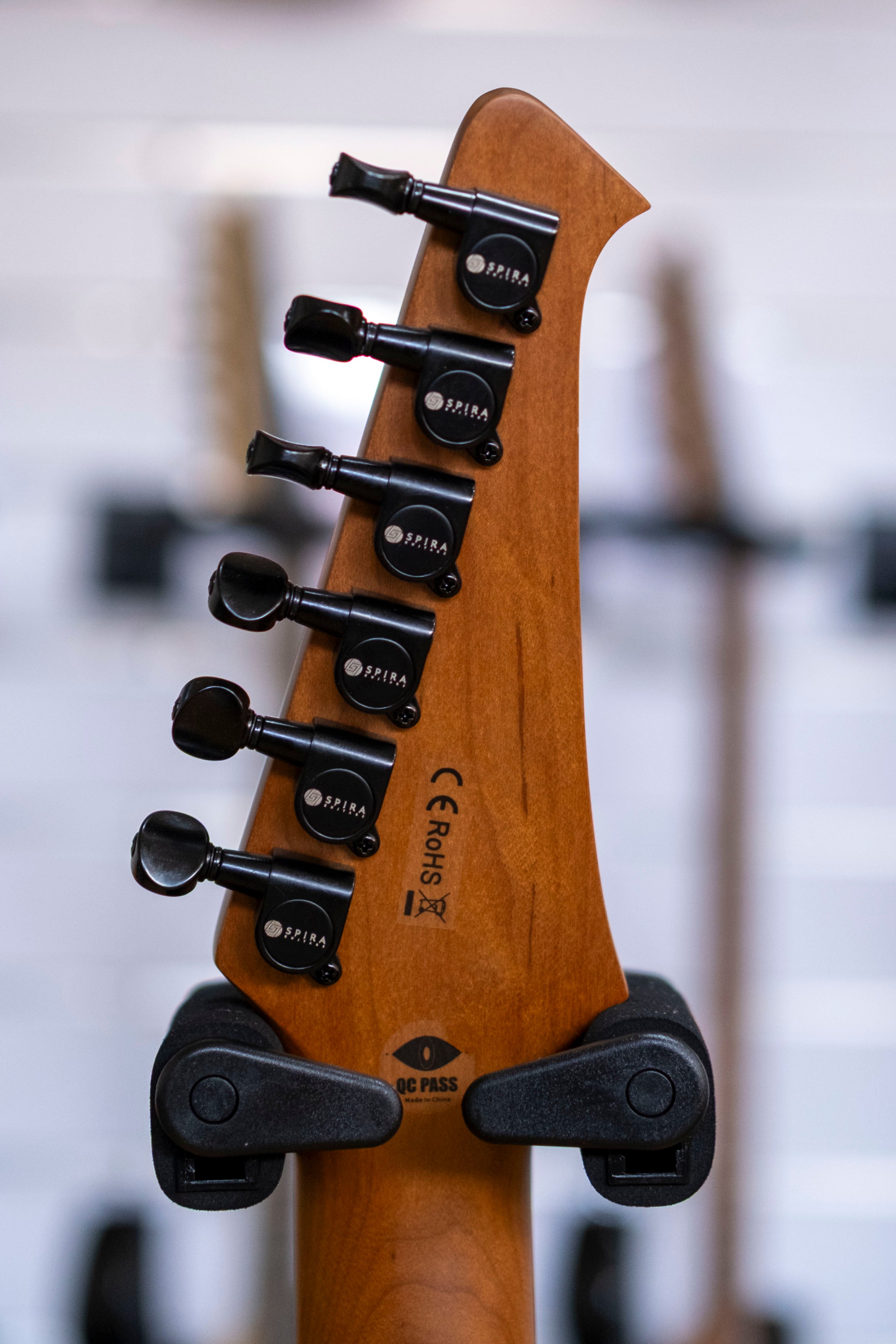 Spira T-420 Electric Guitar (Metallic Purple)