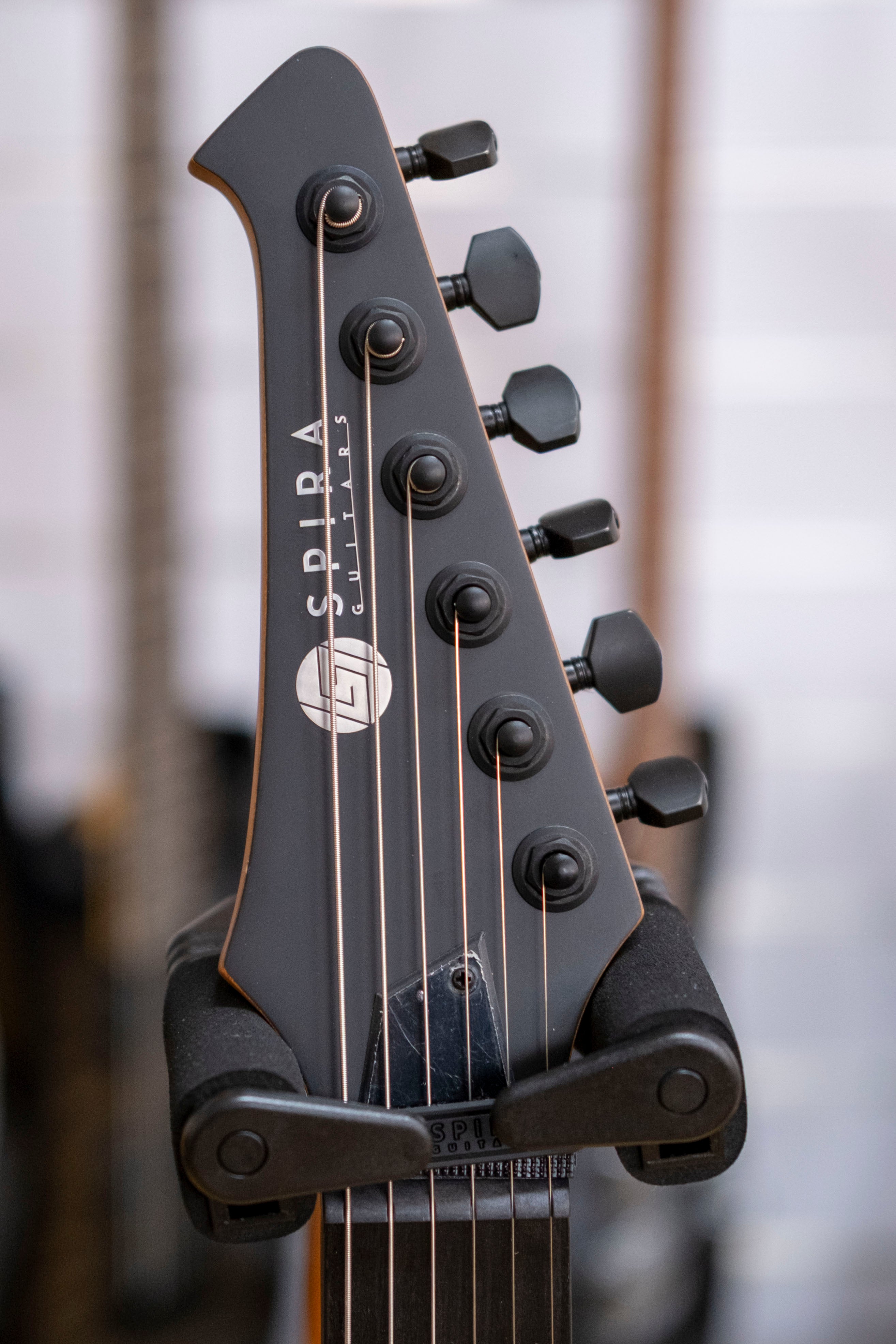 Spira X-400 Electric Guitar (Satin White)