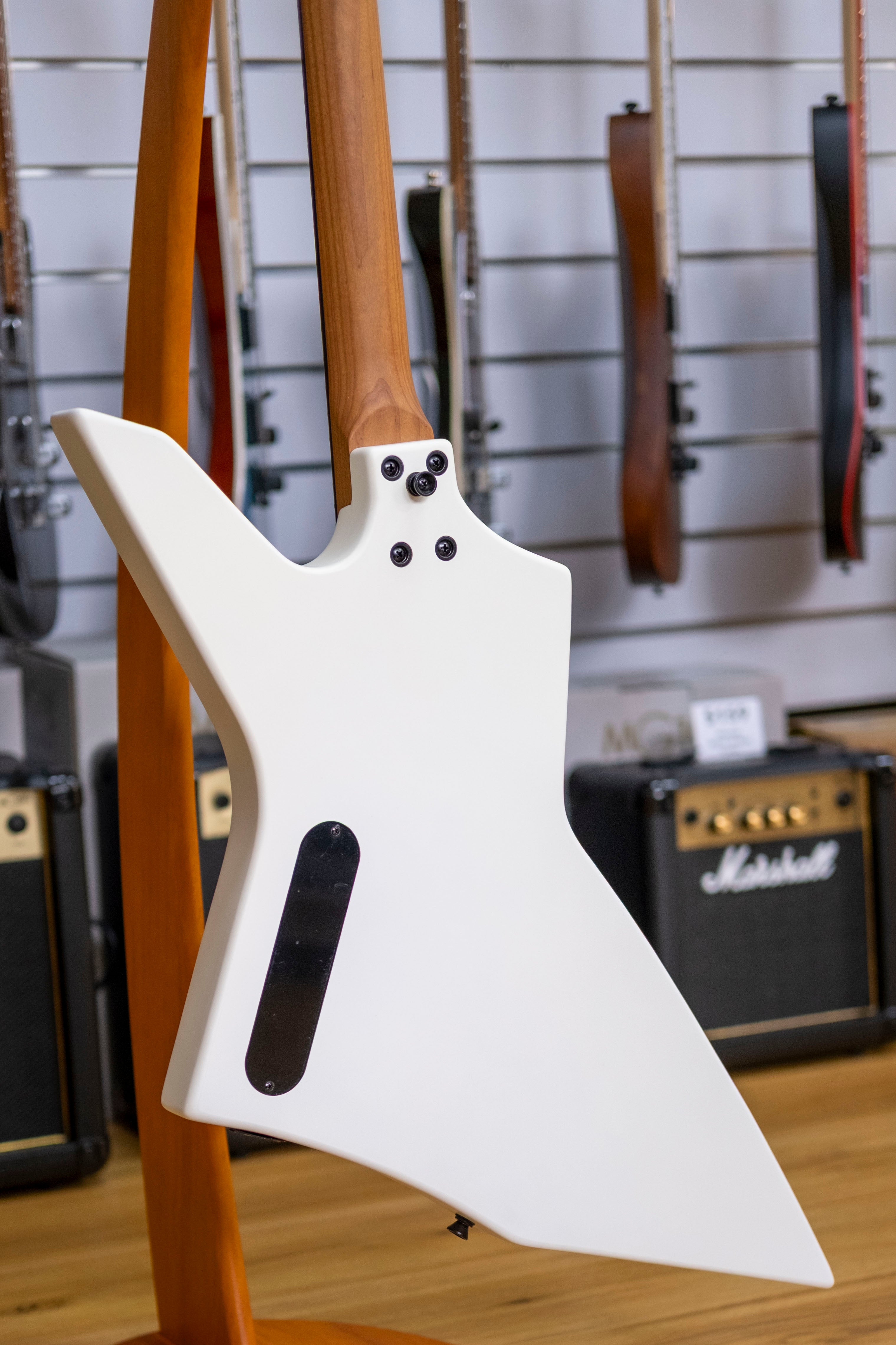 Spira X-400 Electric Guitar (Satin White)