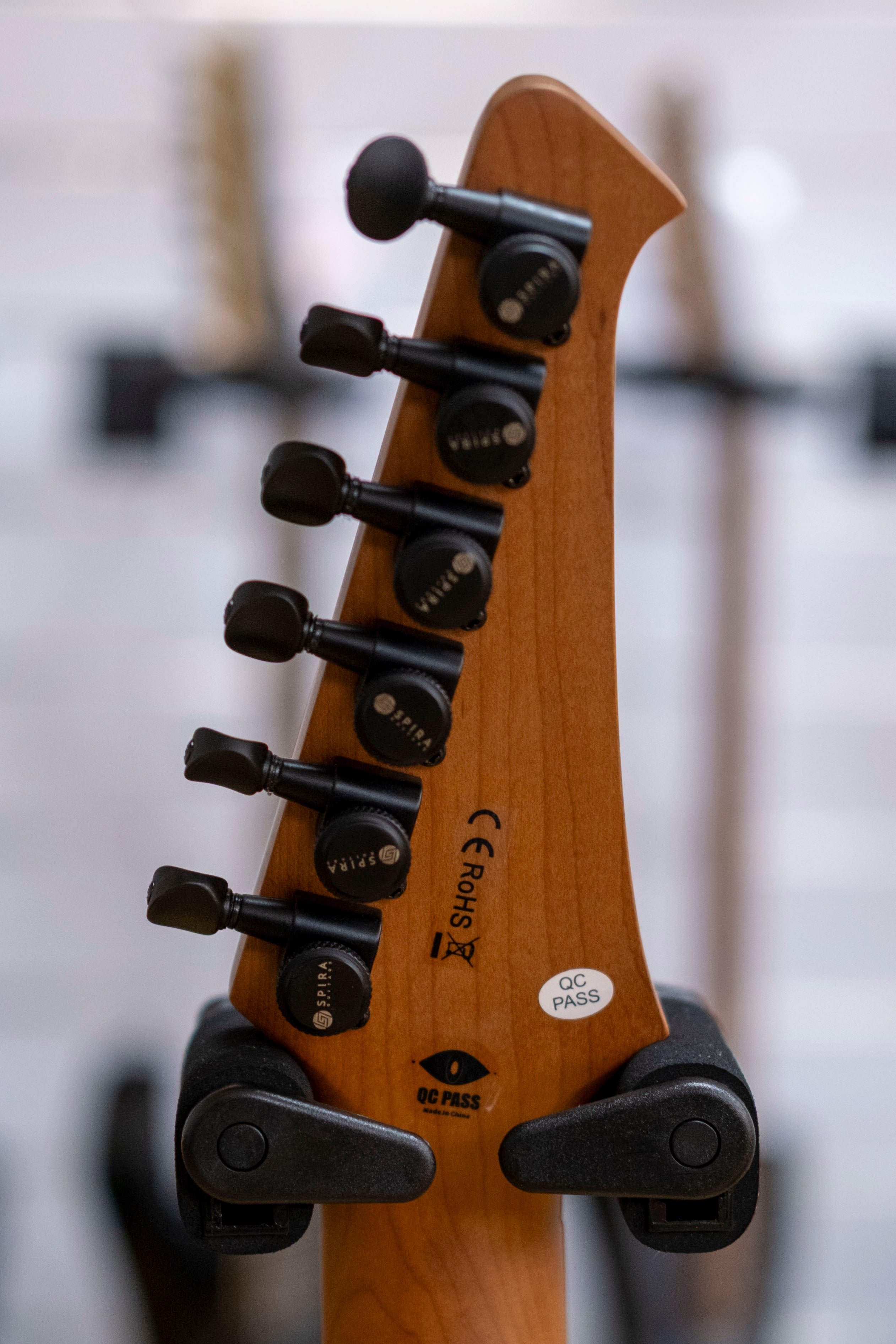 Spira T-400 Electric Guitar (Satin White)