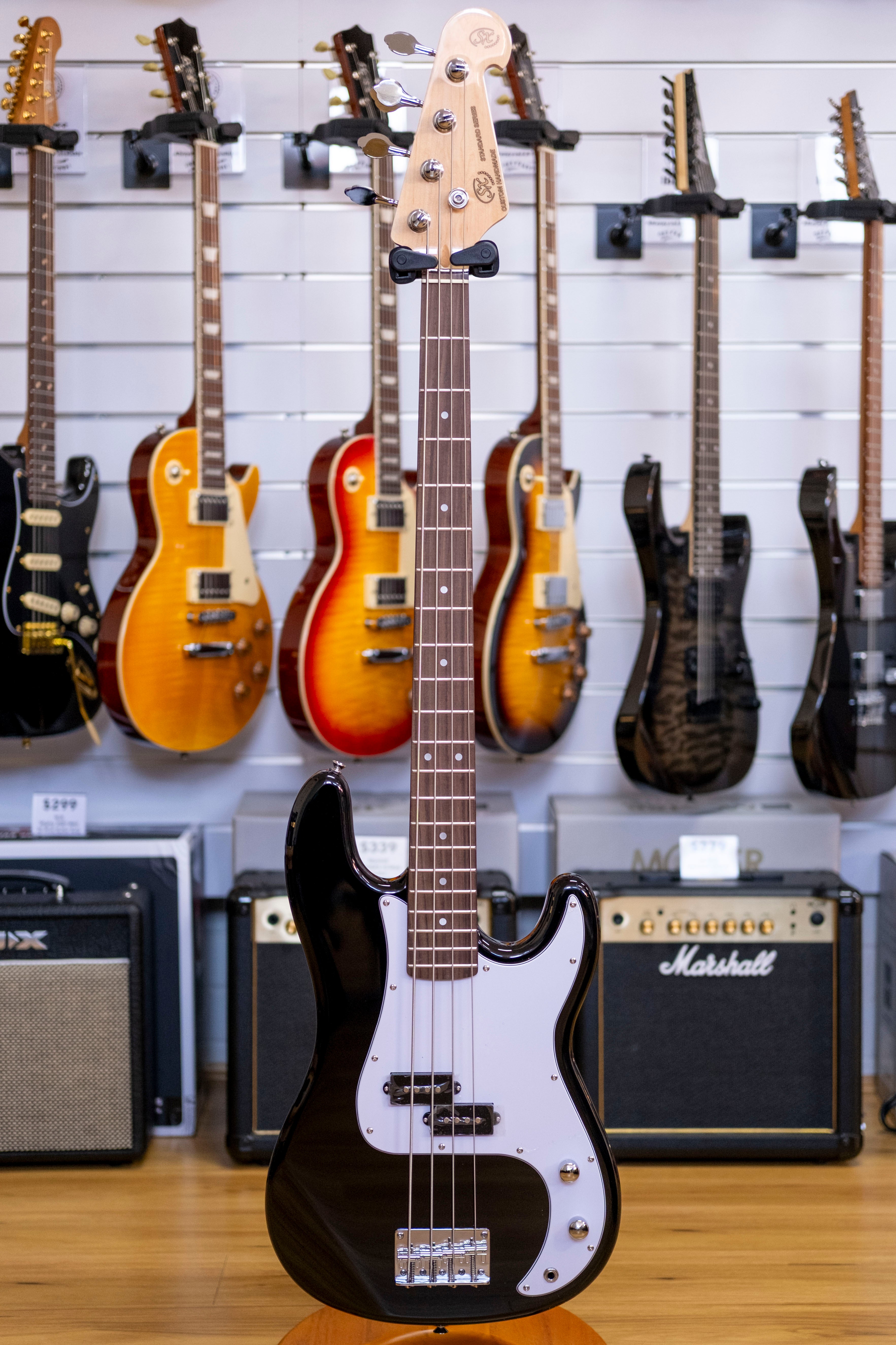 SX Standard Seriers P-Bass Guitar Pack with Amp (Black)