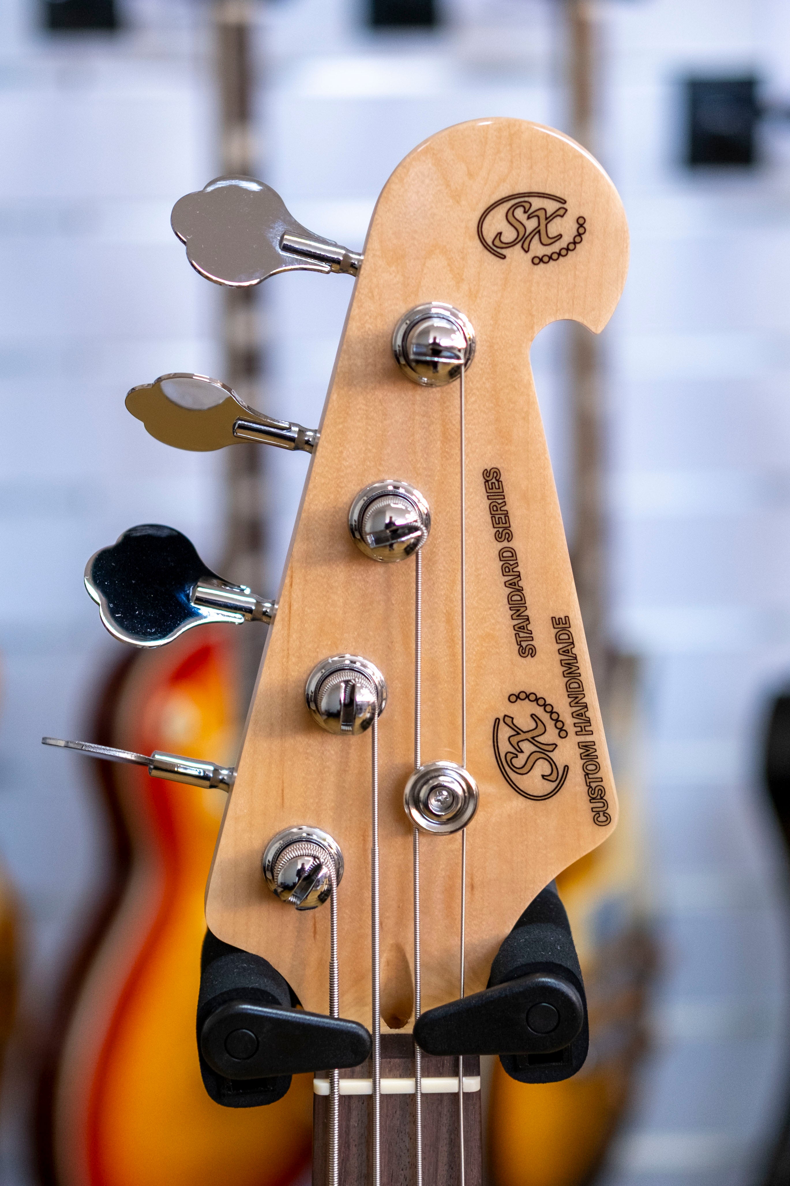 SX Standard Seriers P-Bass Guitar Pack with Amp (Black)