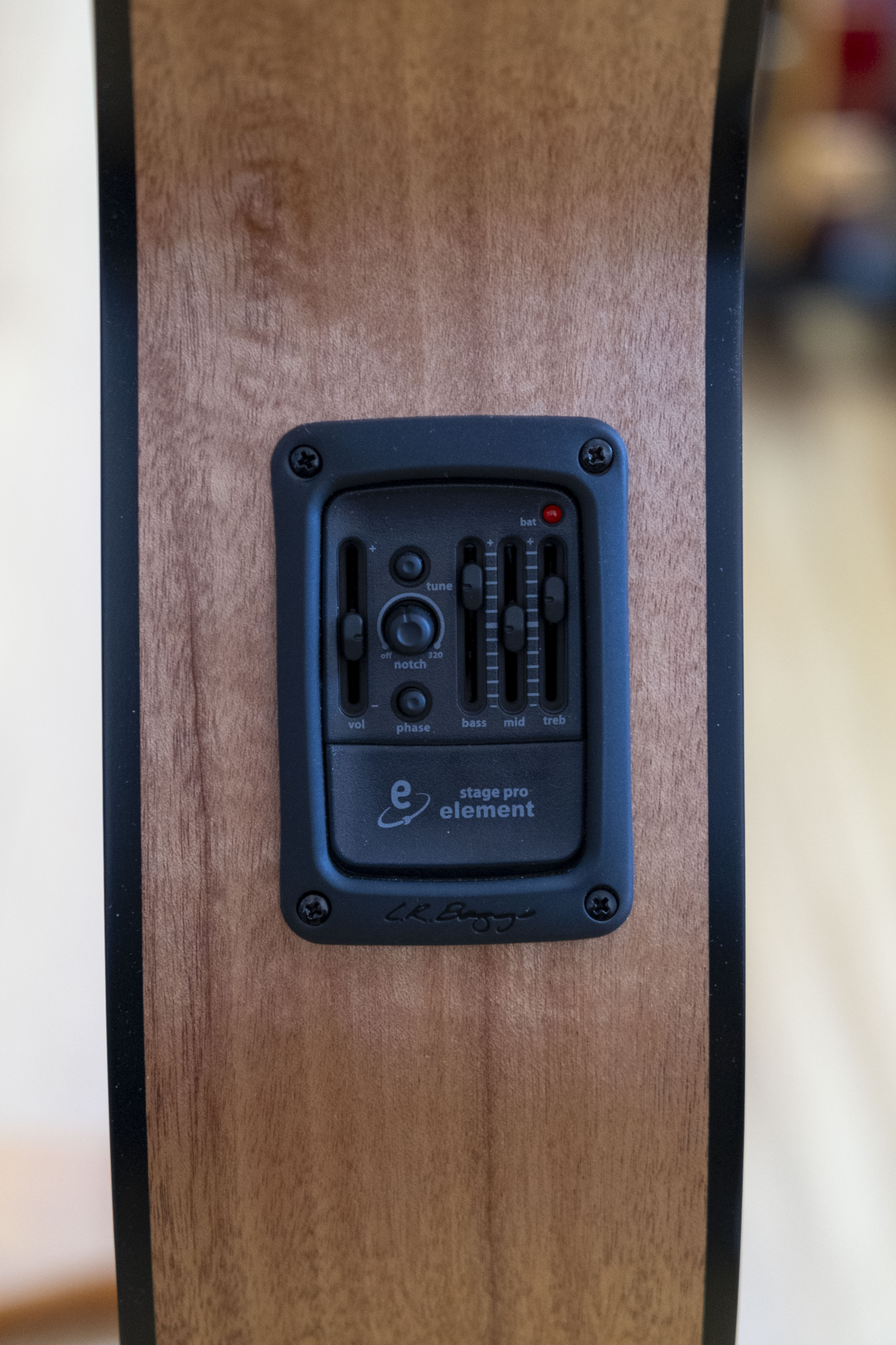 Pratley Classic Series OM Acoustic Electric Guitar with Case (All Solid Maple)