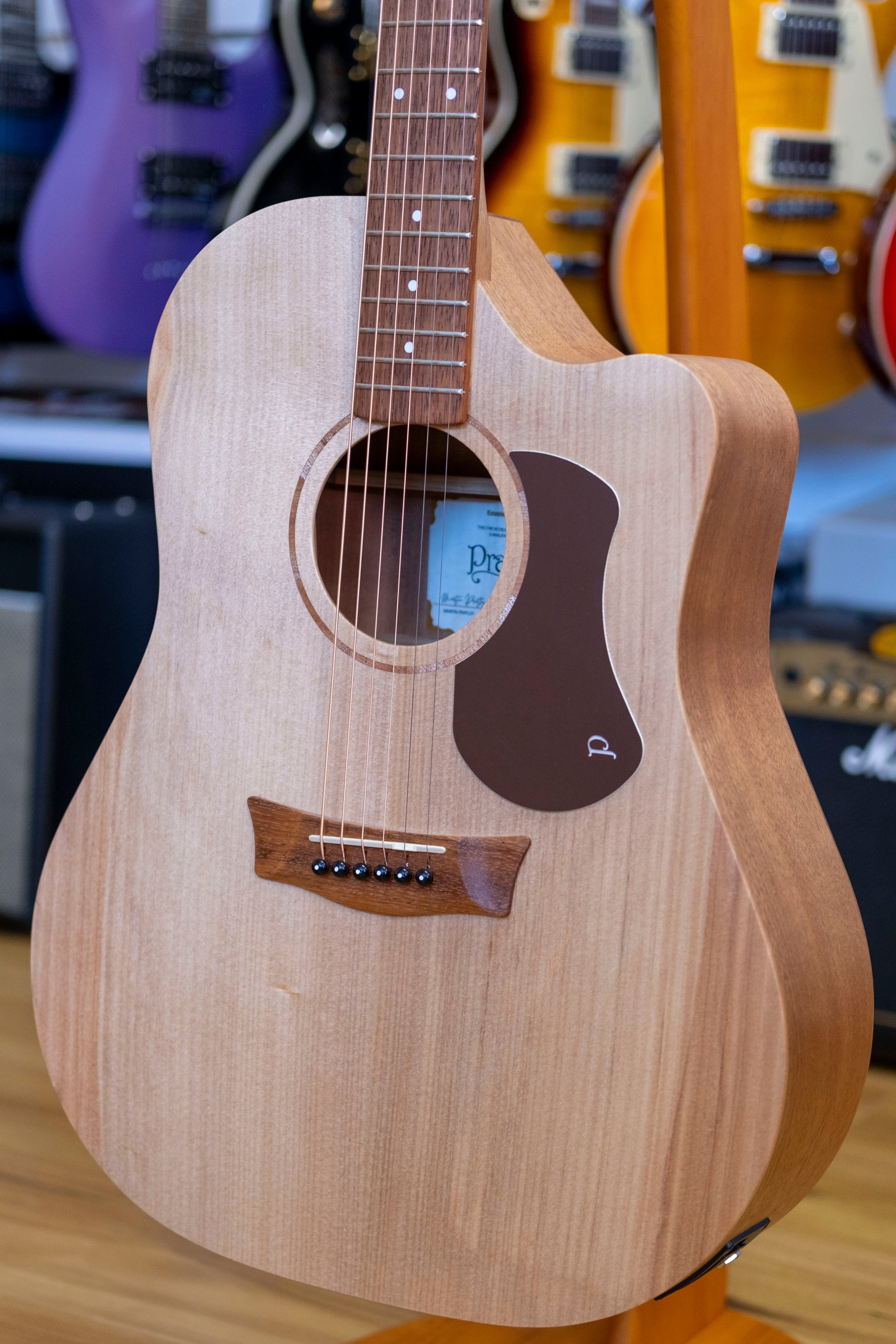 Pratley Entertainer Series Dreadnought Cutaway Acoustic Electric Guitar (Bunya/Maple)