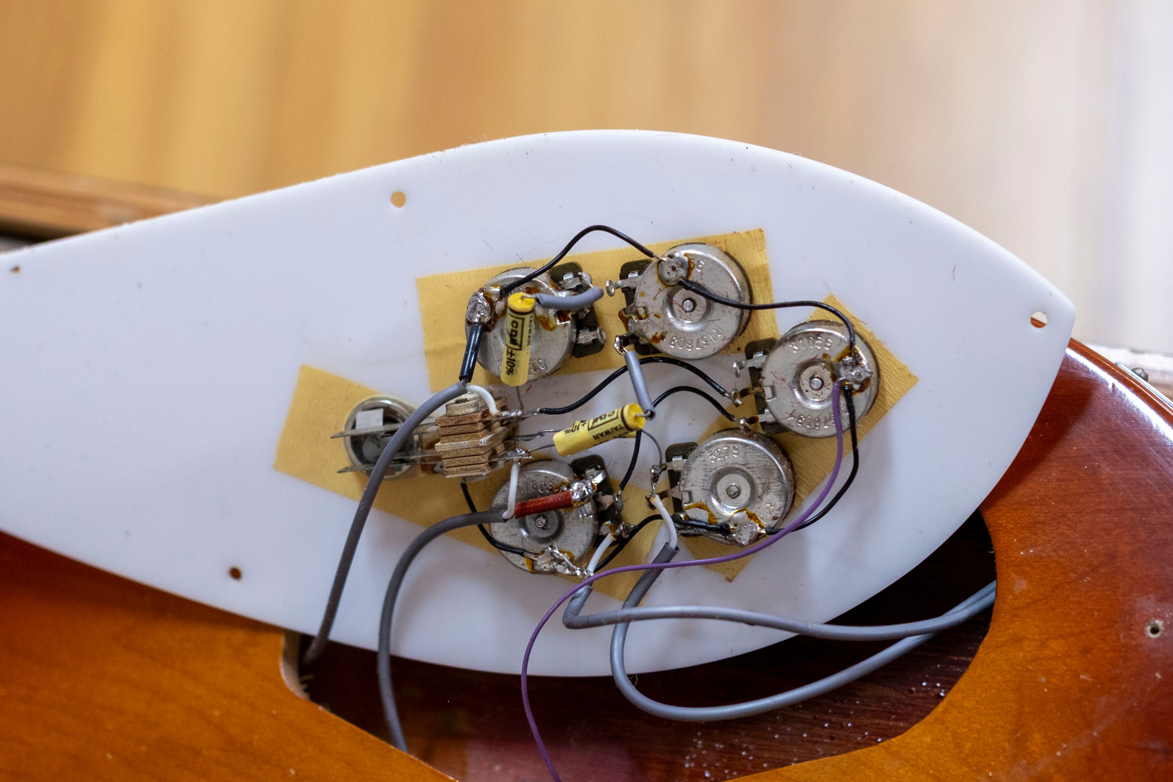 Rickenbacker 4005 Semi-Hollow Bass Guitar (Autumn Glow) (Pre-Owned, 1981)