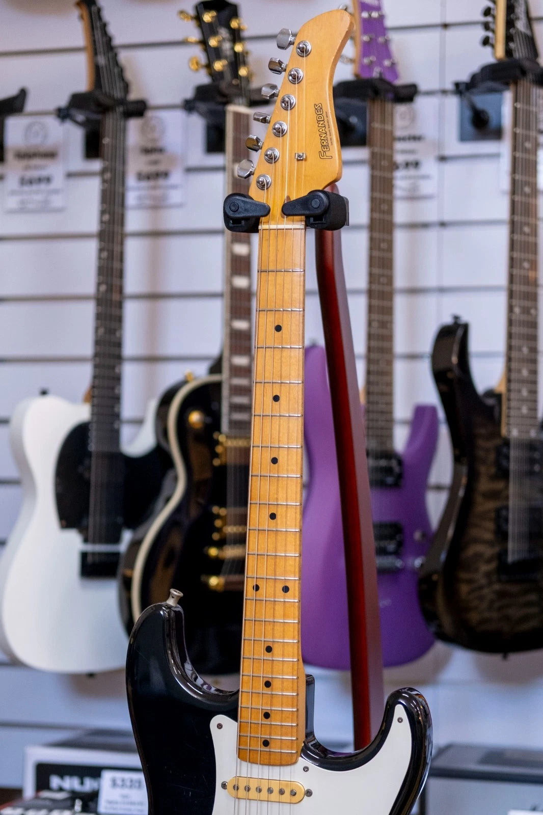 Fernandes LE-1Z Electric Guitar (Black) (Pre-Owned, MIJ)