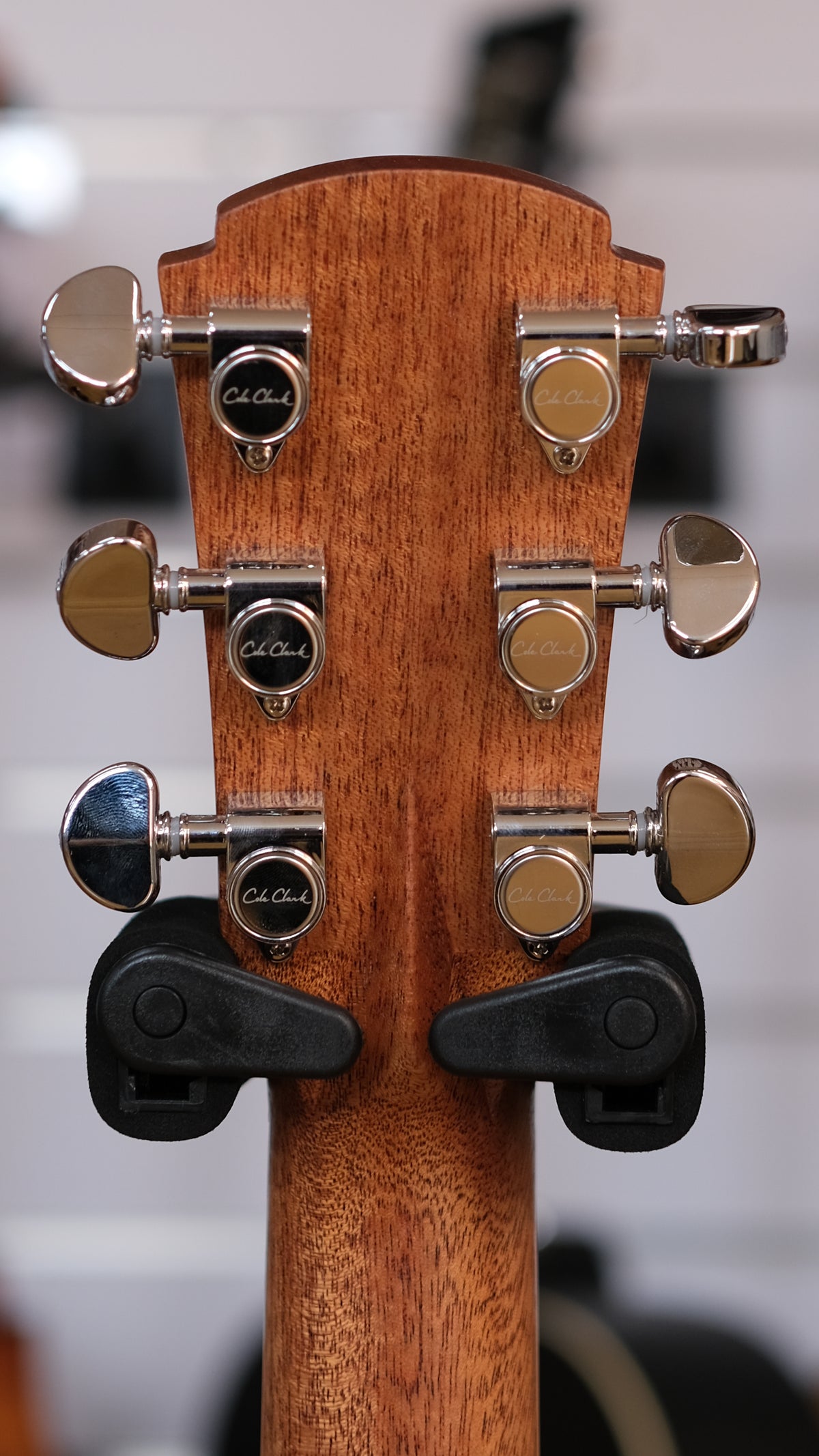 Cole Clark Studio Grand Auditorium Acoustic Electric Guitar with Deluxe Gig Bag (All Solid Rosewood)