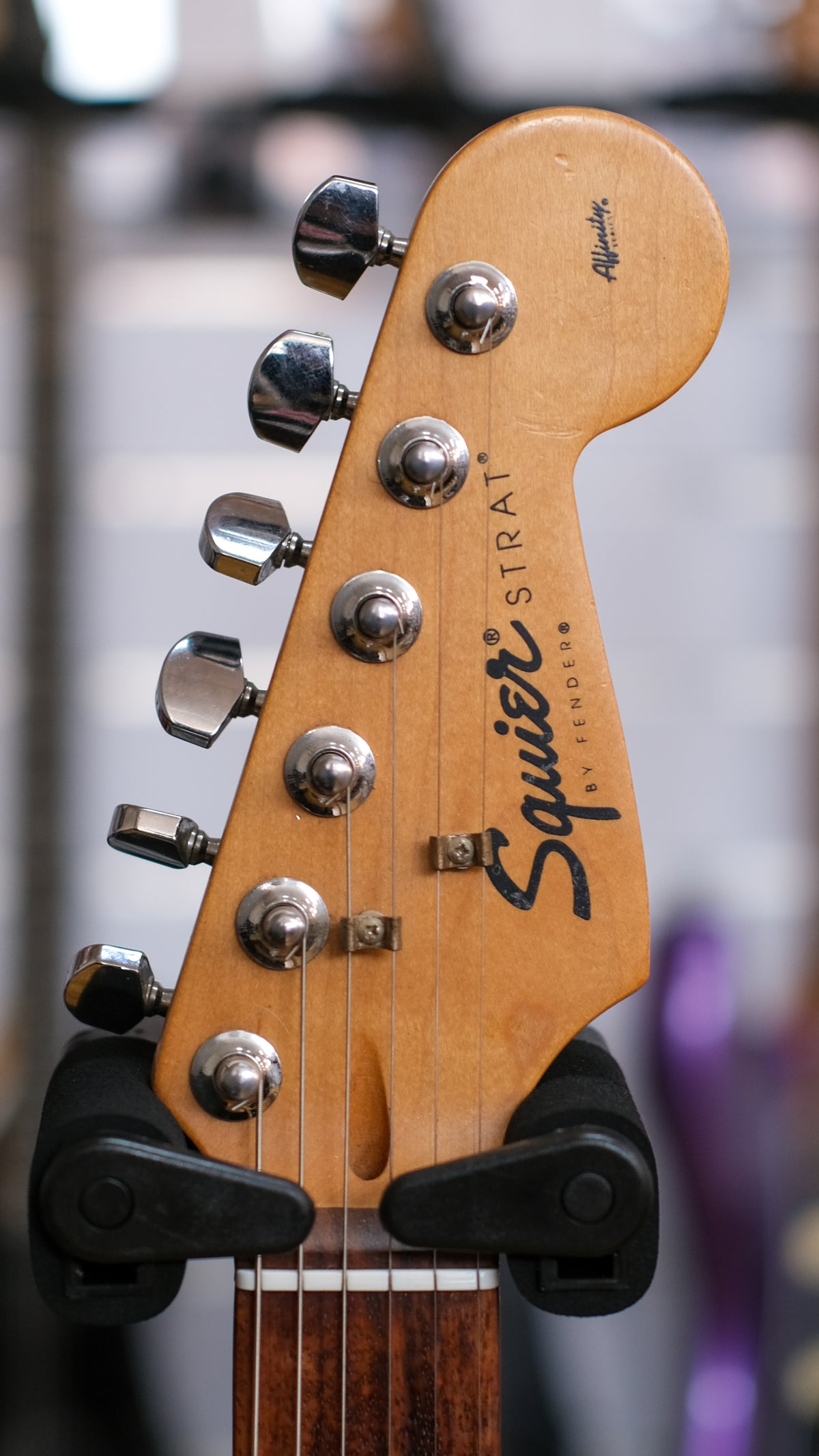 Squier Affinity Stratocaster Electric Guitar (Pre-Owned)