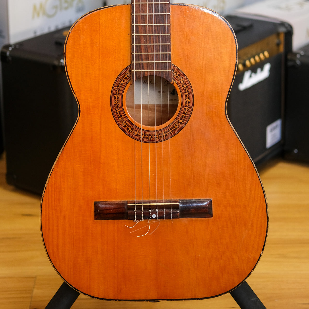Bolero No. 400 Classical Guitar (Pre-Owned, 1970's MIJ)