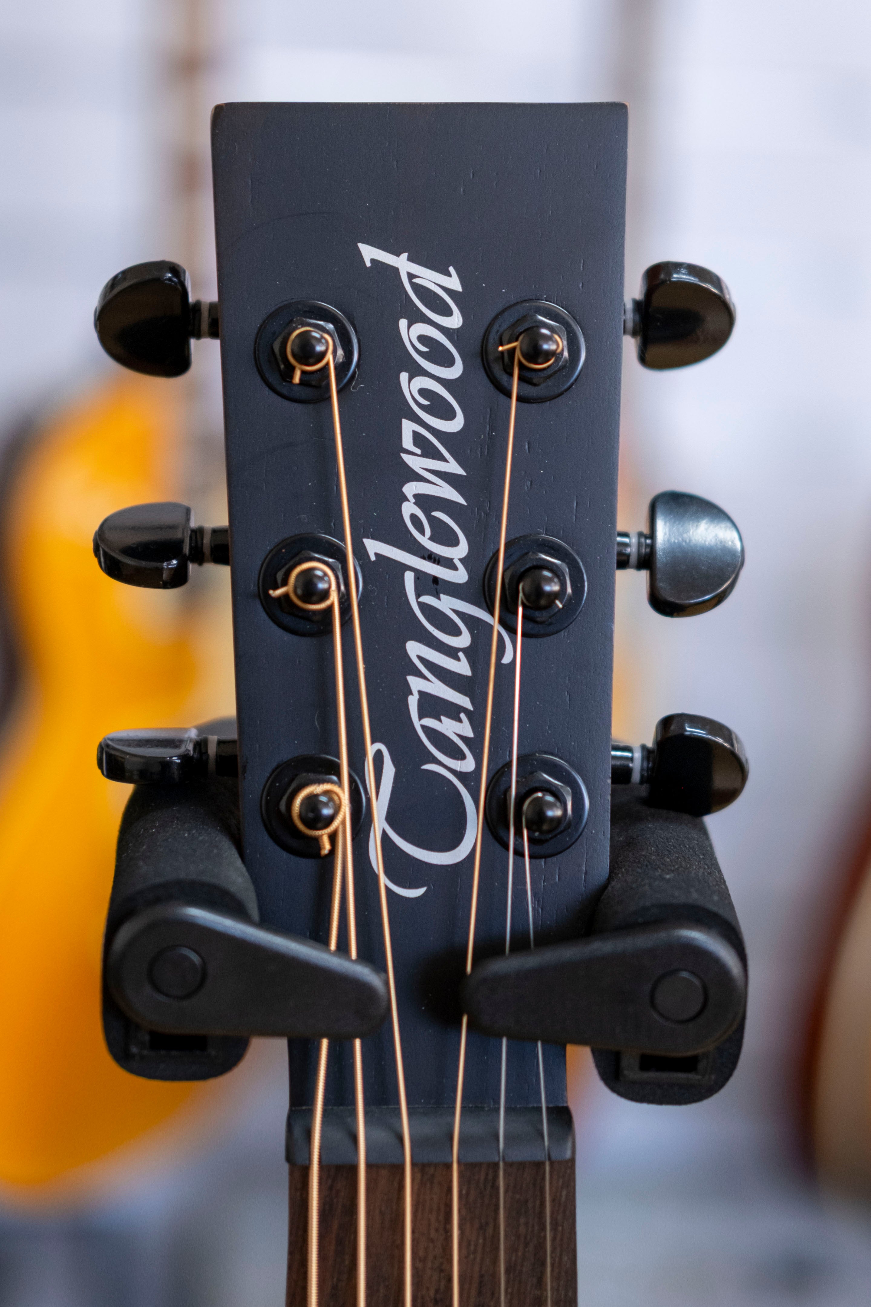 Tanglewood Strada Limited Edition Super Folk Acoustic Electric Guitar (Spruce)