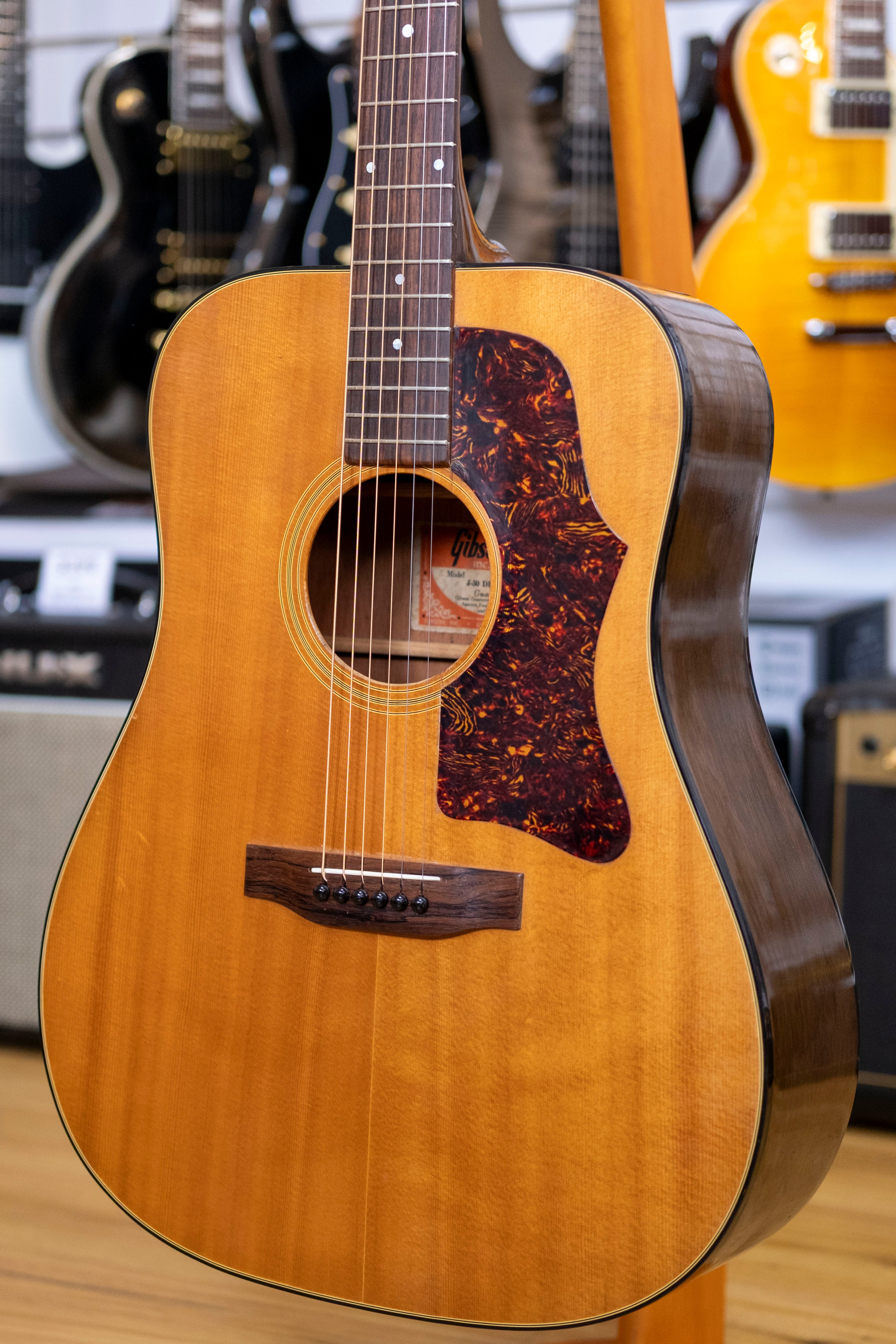 Gibson J-50 Deluxe Acoustic Guitar (Pre-Owned, 1970's)