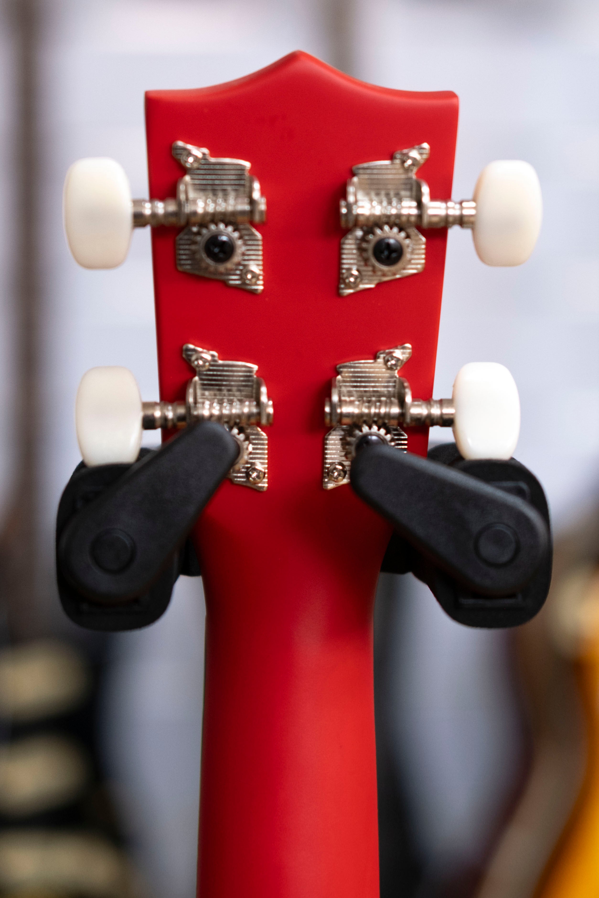 Kealoha Soprano Ukulele with Bag (Red)