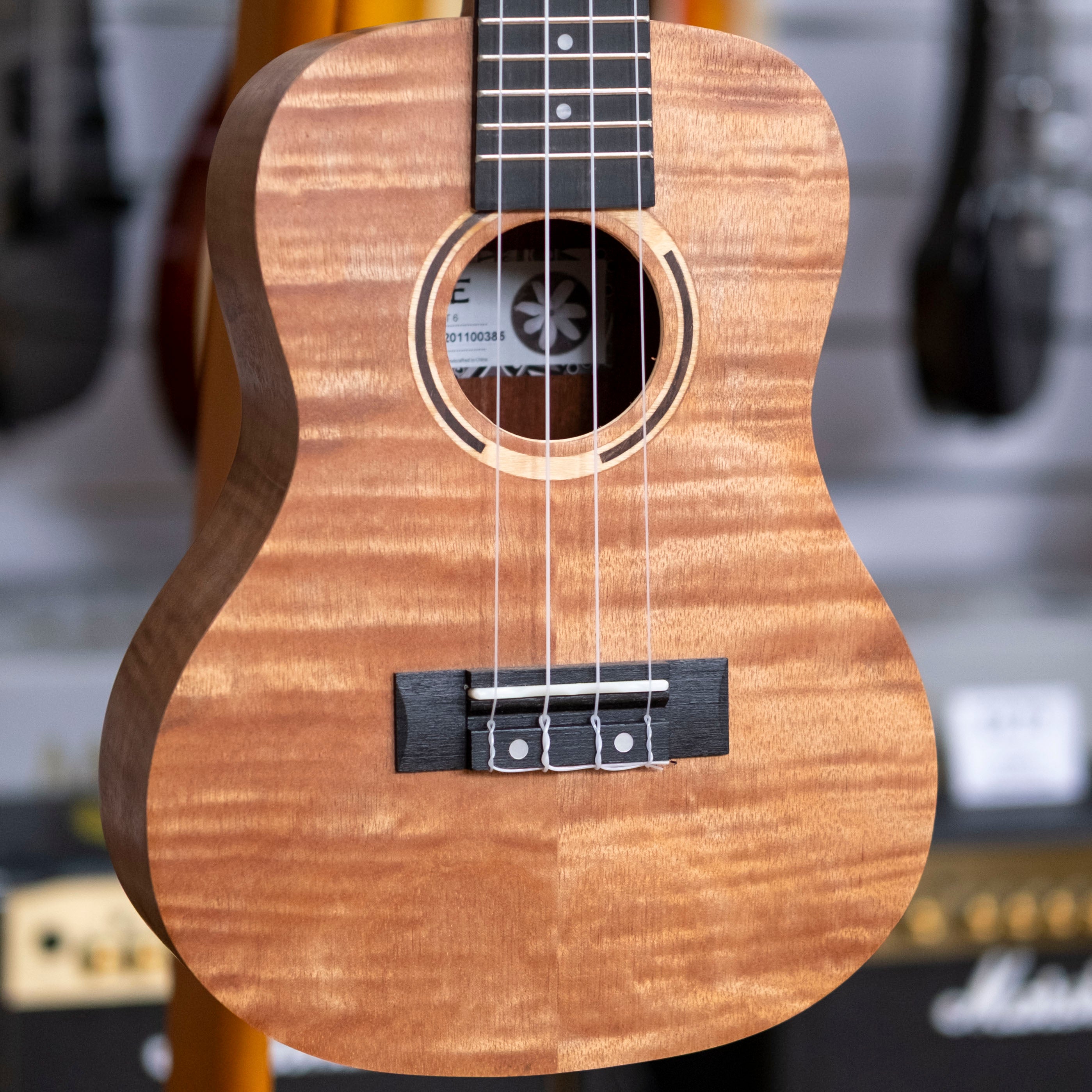 Tanglewood Tiare Series Concert Ukulele (All Flame Mahogany)