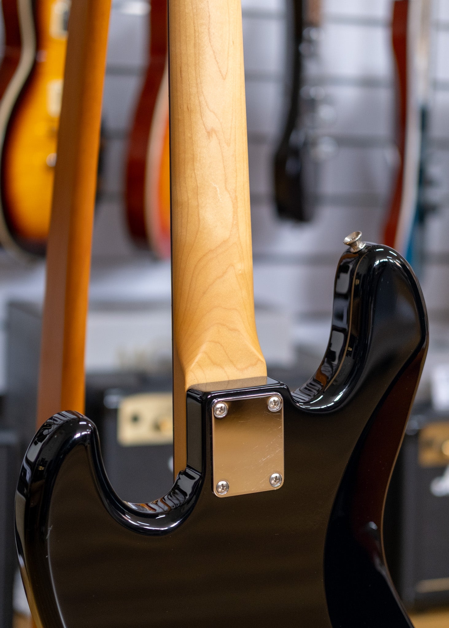 Fender Hybrid '60s Jazz Bass Guitar (Black) (Pre-Owned, 2019 MIJ)