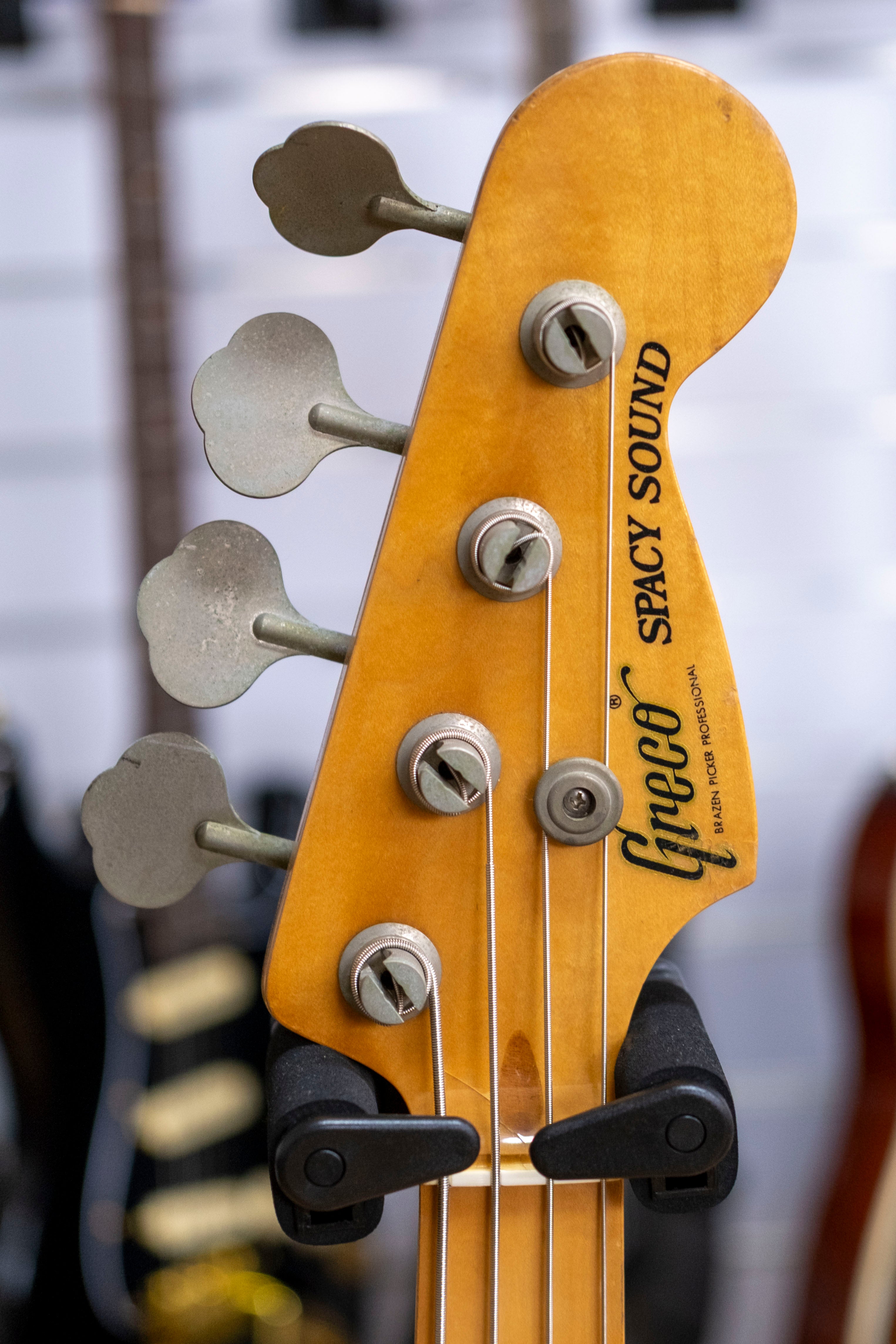 Greco PB-500 Space Sound 'P Bass' Bass Guitar (3-Tone Sunburst) (Pre-O