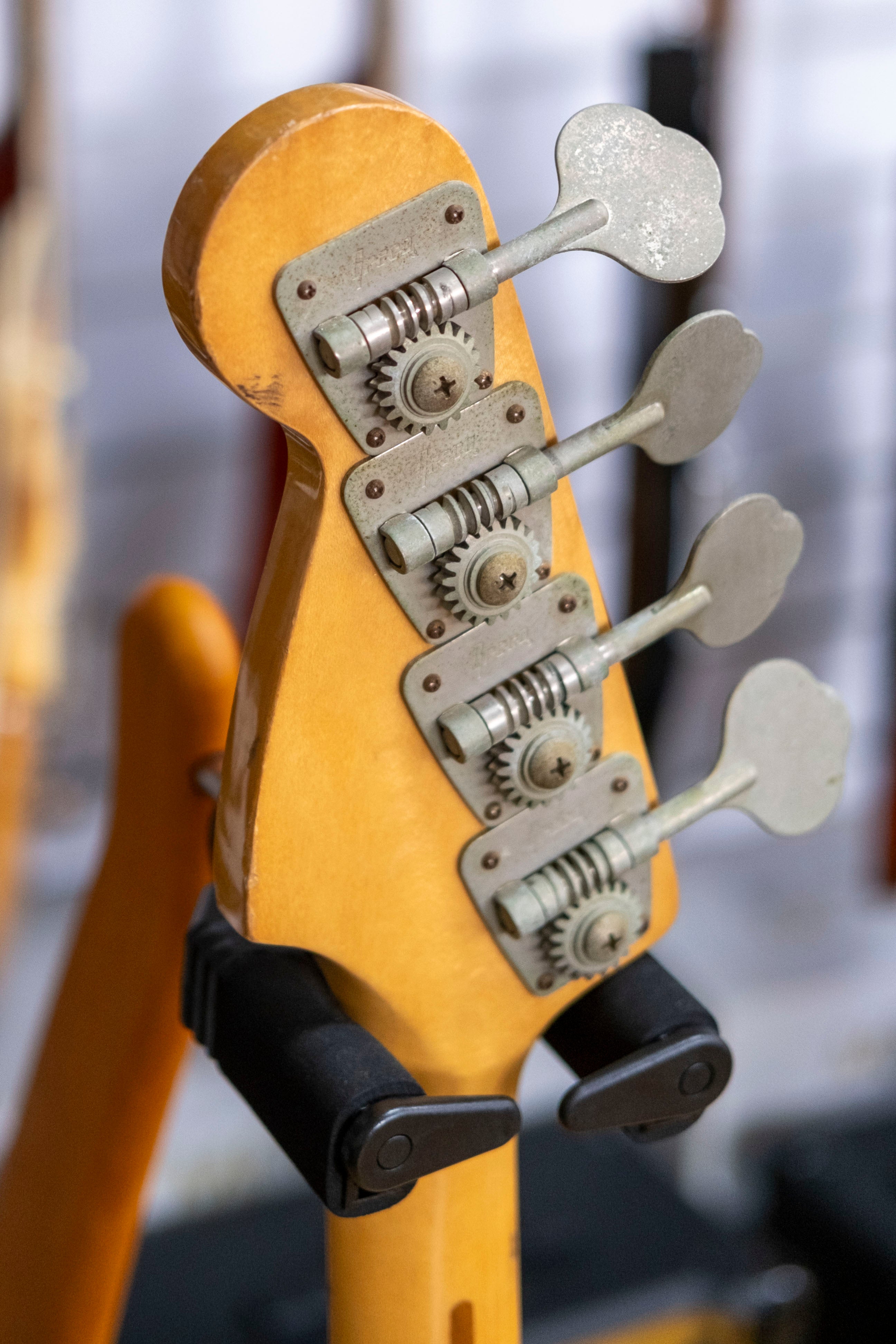 Greco PB-500 Space Sound 'P Bass' Bass Guitar (3-Tone Sunburst) (Pre-Owned, 1981 MIJ)