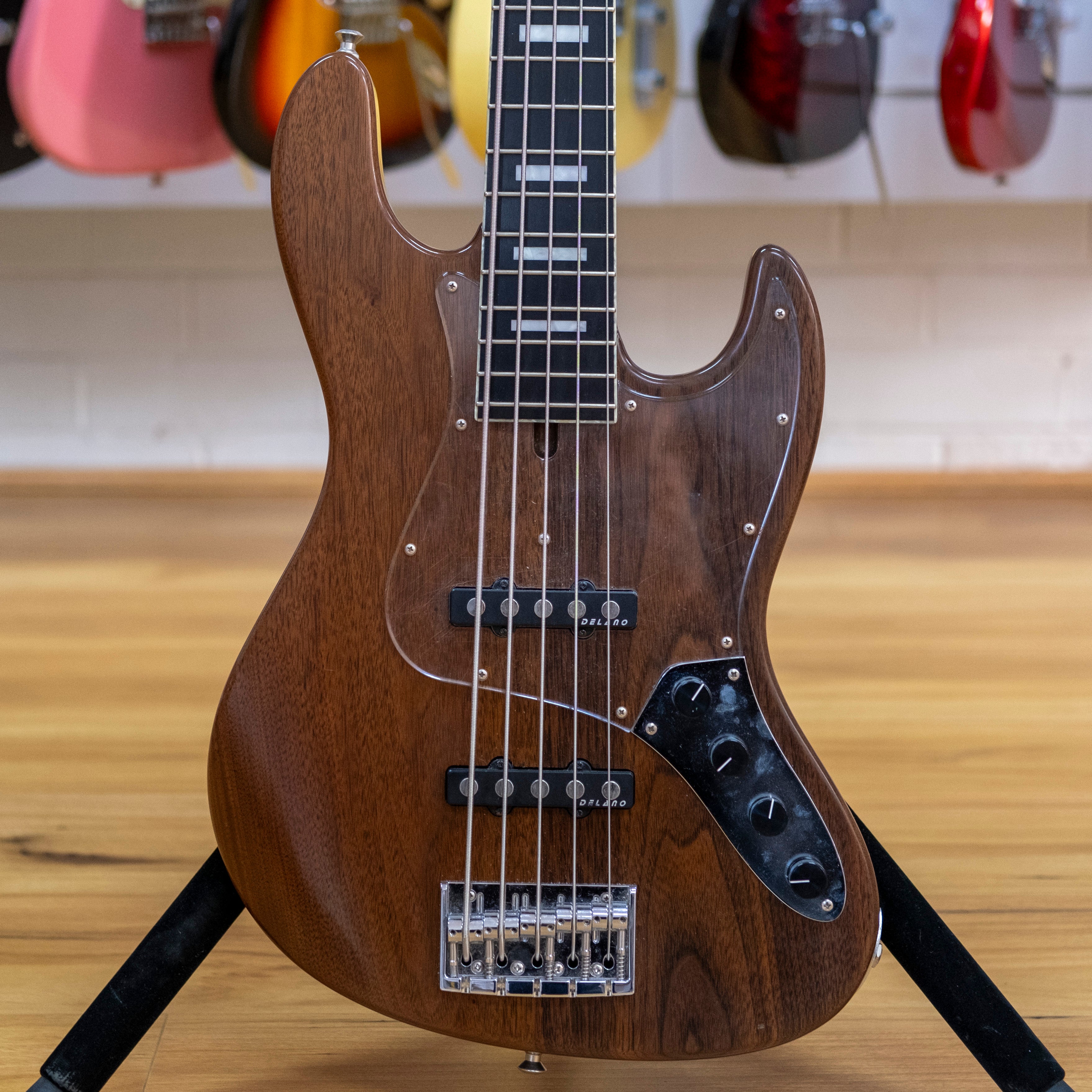 Bacchus Woodline Series 5-String Bass Guitar (Brown Oil)