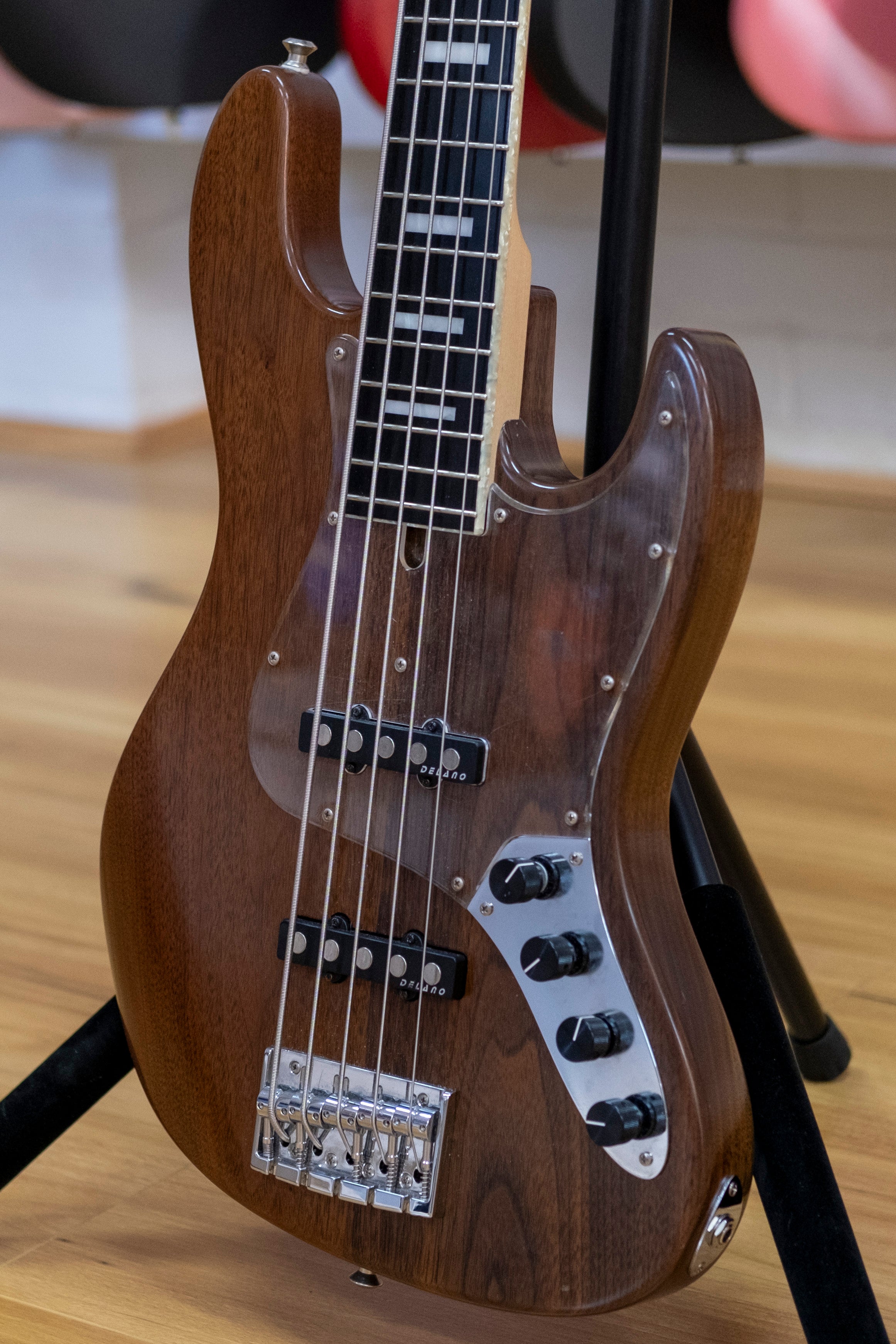 Bacchus Woodline Series 5-String Bass Guitar (Brown Oil)