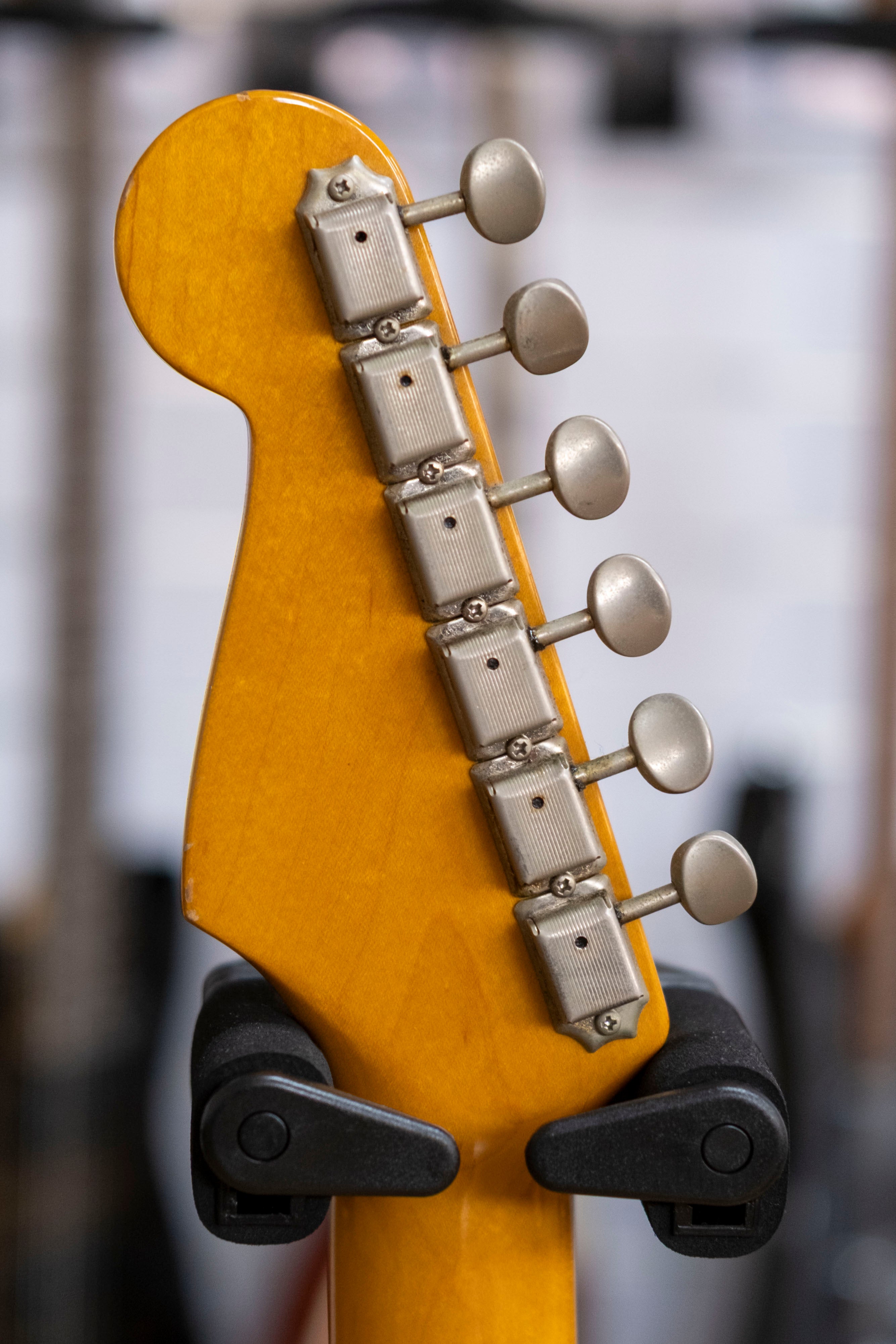 Fender ST-57 '57 Reissue Electric Guitar (3-Tone Sunburst) (Pre-Owned, 1993 MIJ)