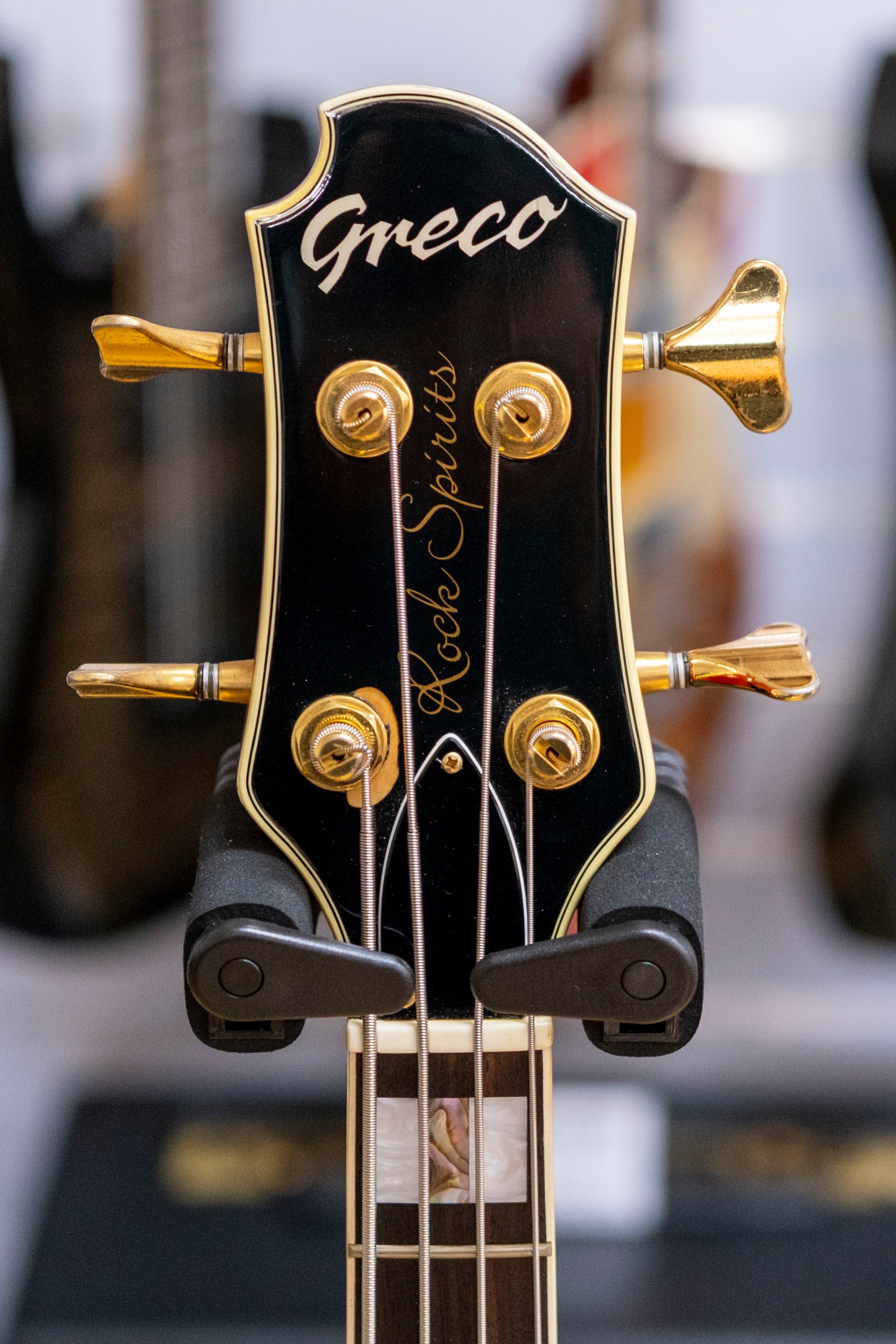 Greco LGB-100 Short Scale Bass Guitar (Cherry Sunburst) (Pre-Owned, 2000 MIJ)