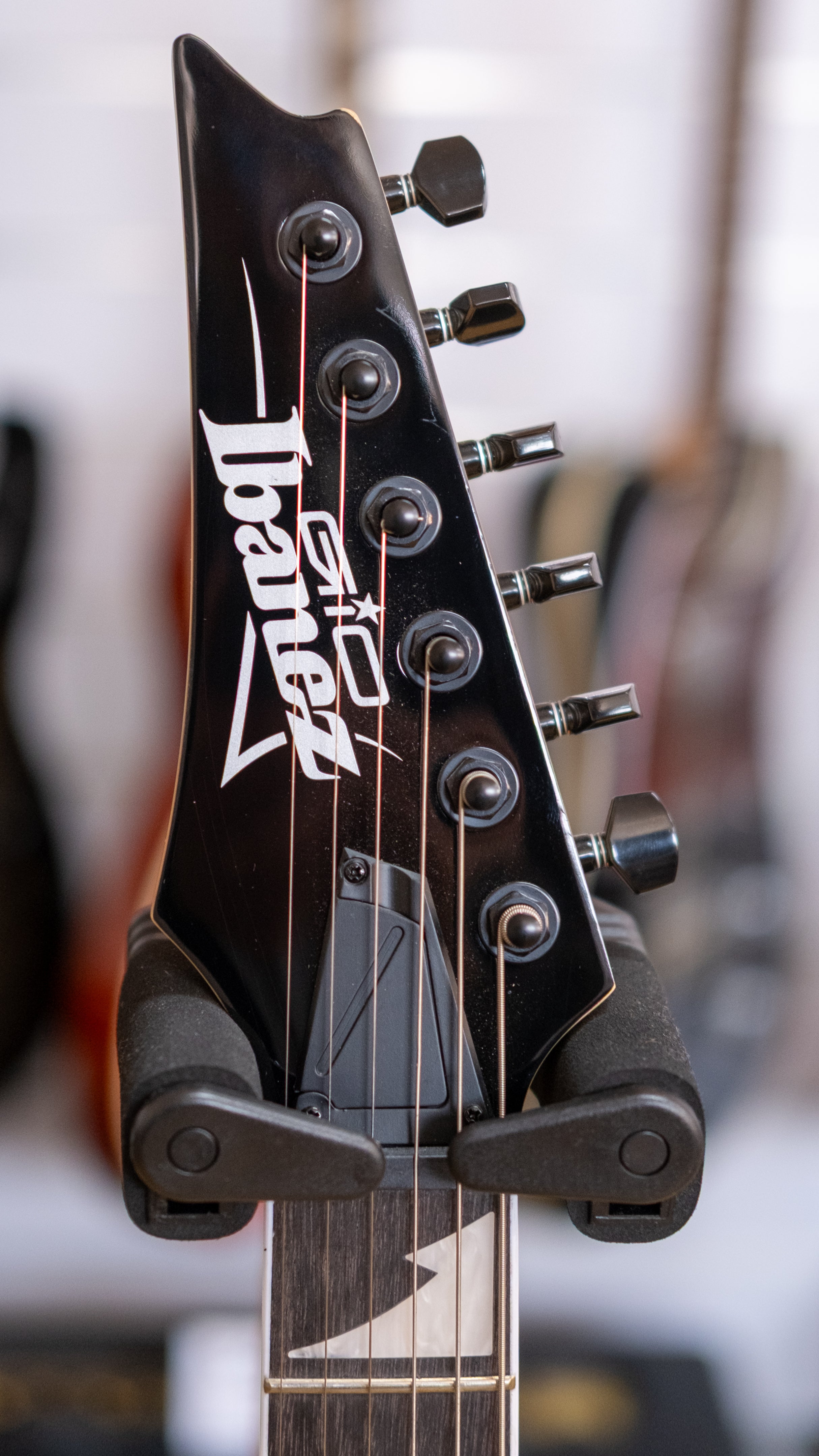 Ibanez Gio Series RG121DXL Left Handed Electric Guitar (Walnut Flat)