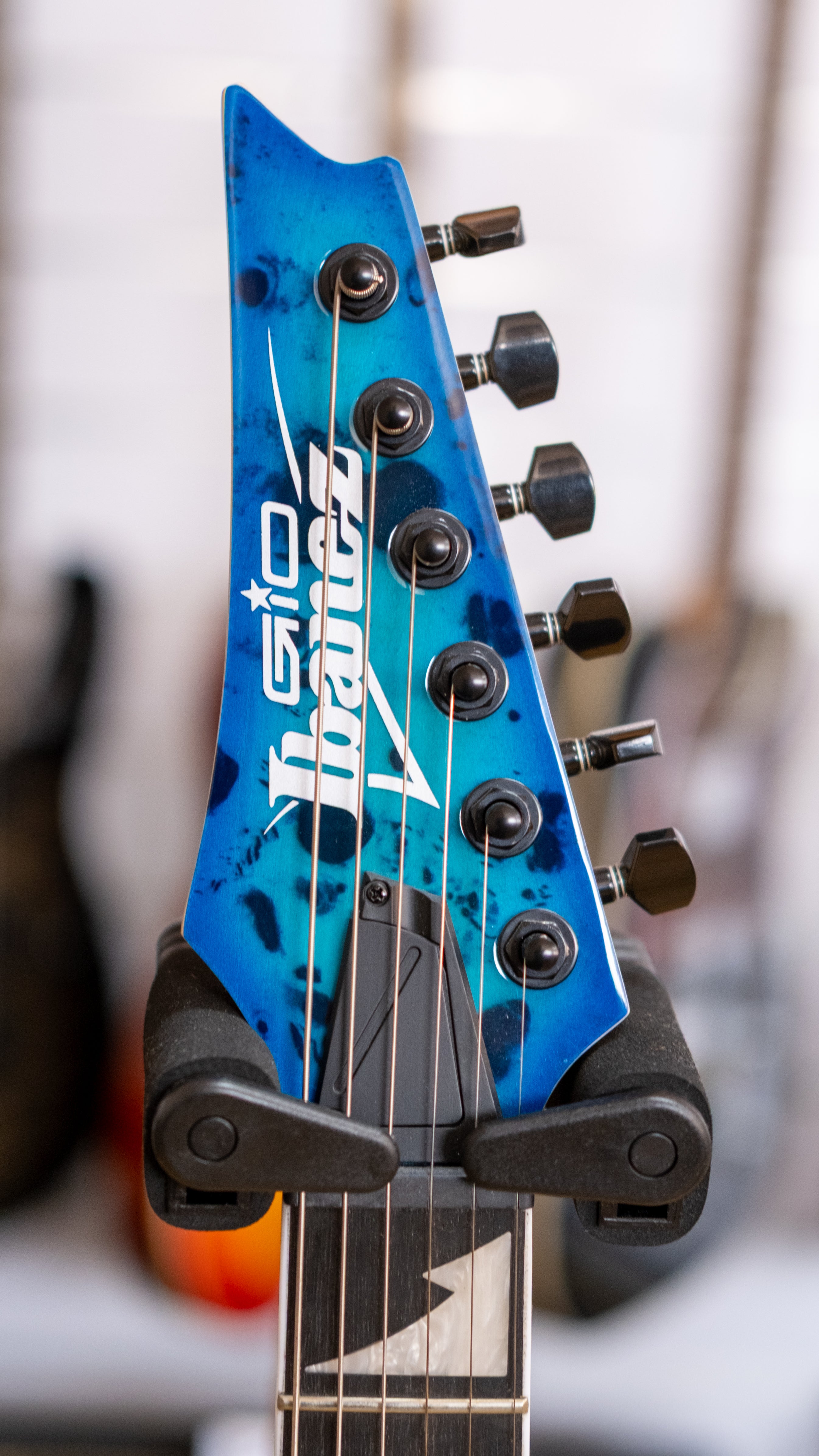Ibanez Gio Series RGR221 Electric Guitar (Aqua Burst)
