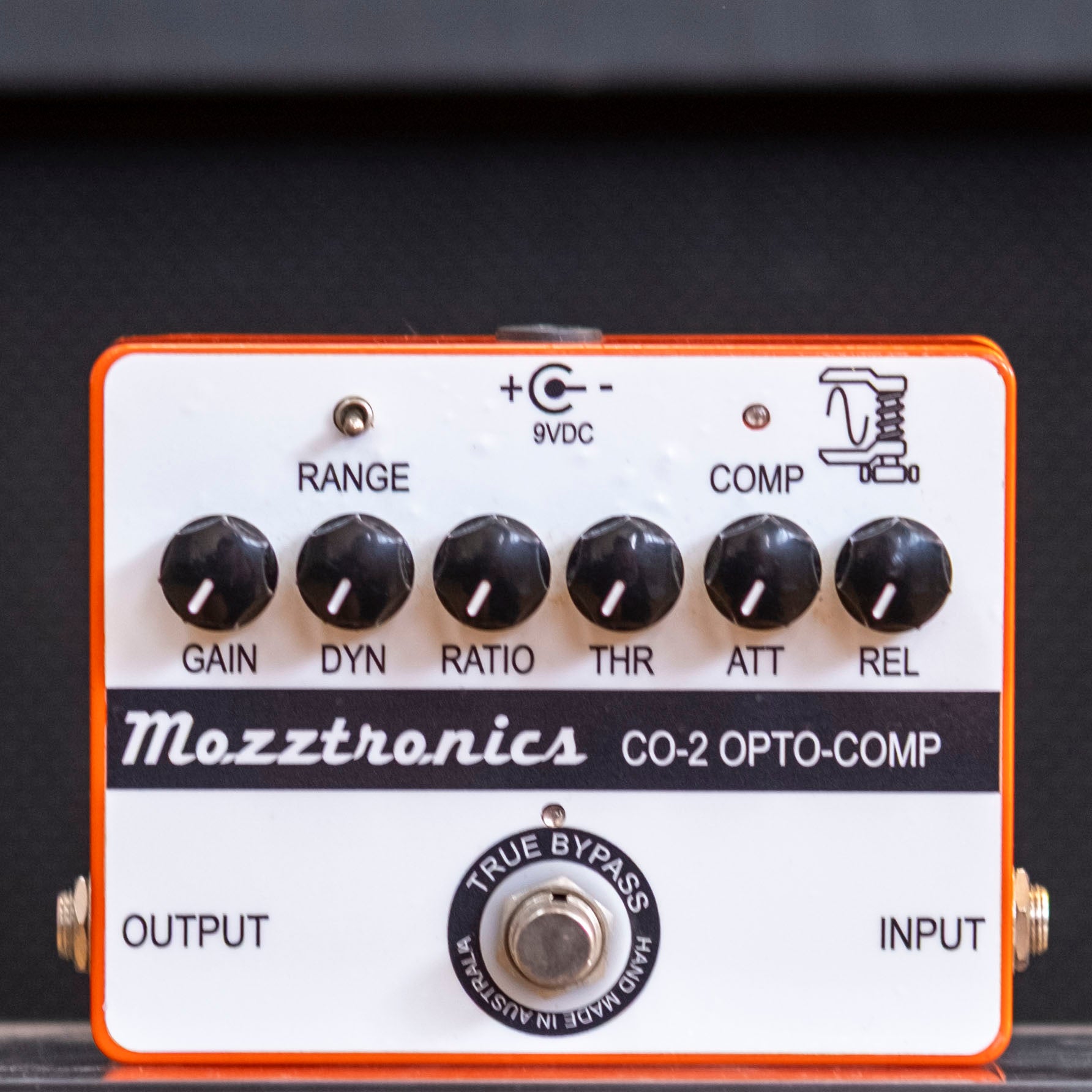 Mozztronics CO-2 Optical Compressor Pedal (Pre-Owned)