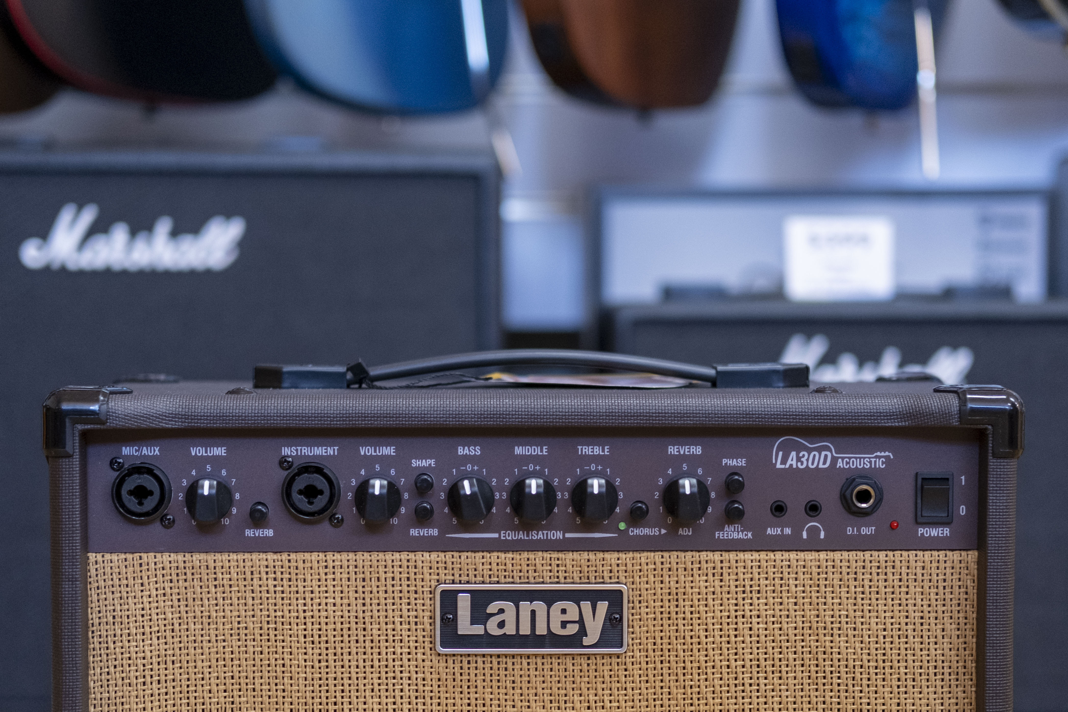 Laney LA30D 30-Watt Dual Channel Acoustic Guitar Amplifier(Pre-Owned)