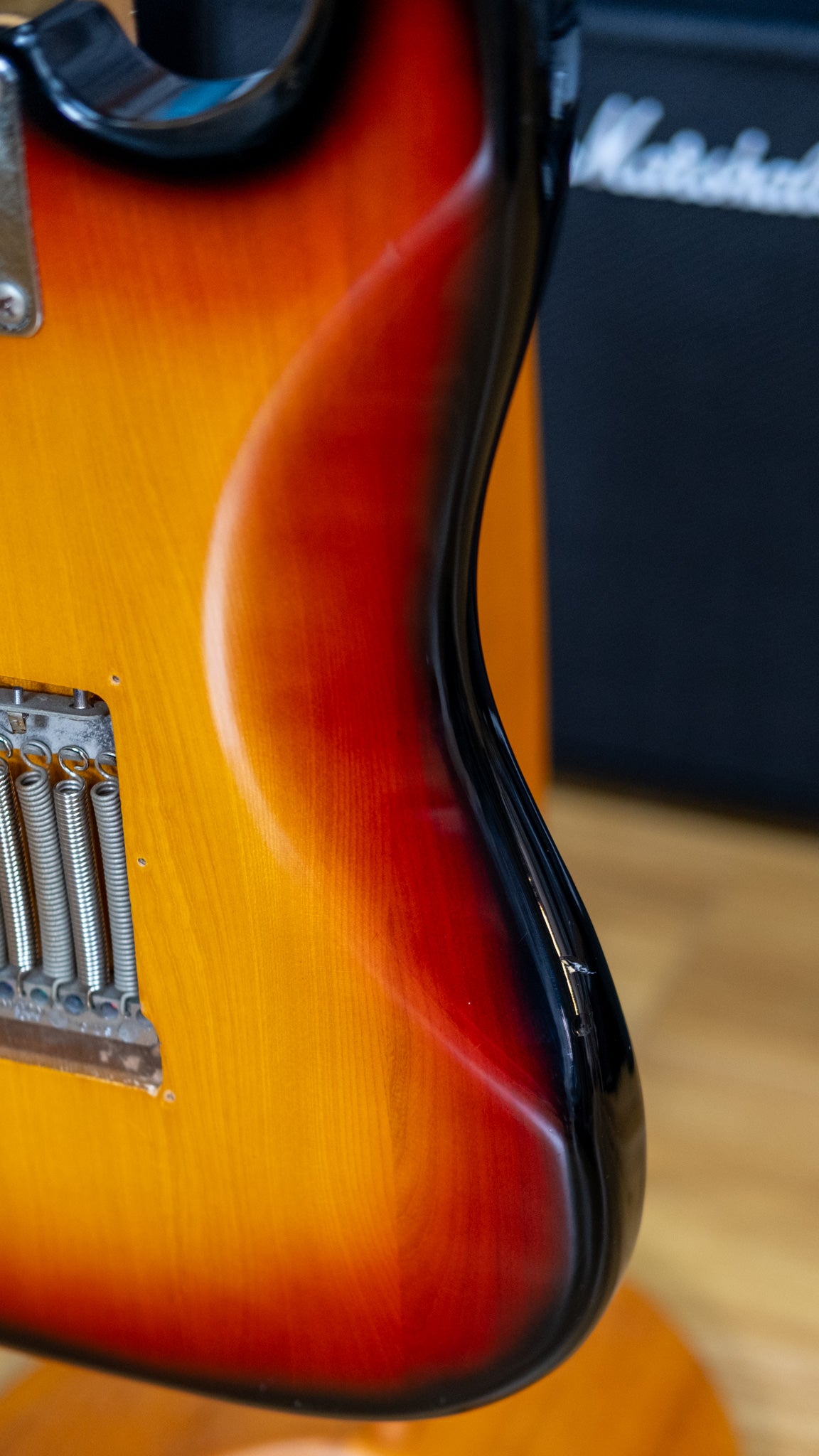 Yamaha SR-400 Super R'nroller 400 Electric Guitar (3-Tone Sunburst) (Pre-Owned, 1980 MIJ)