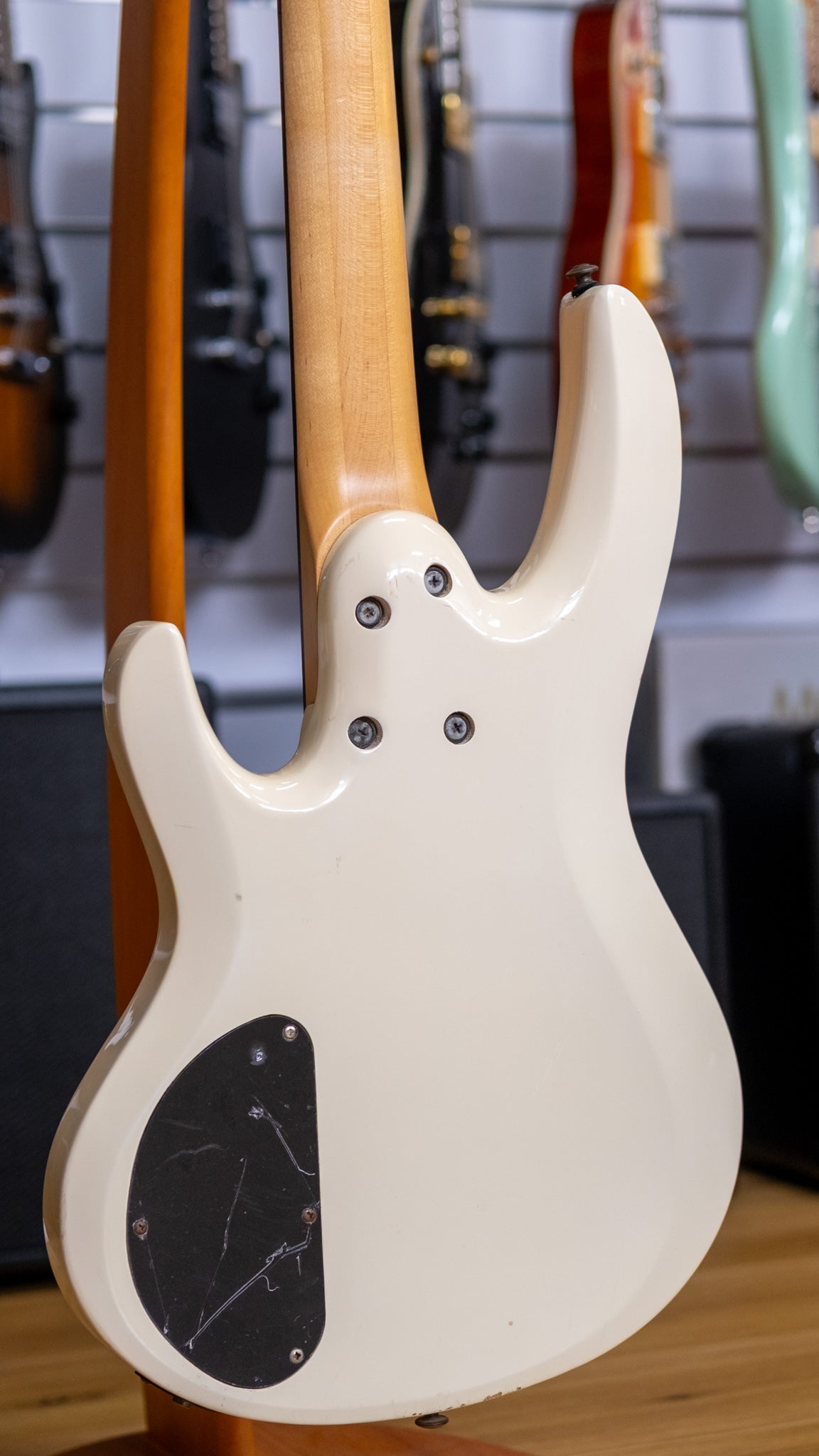 Grass Roots G-G-58B Bass Guitar (White) (Pre-Owned, MIJ)