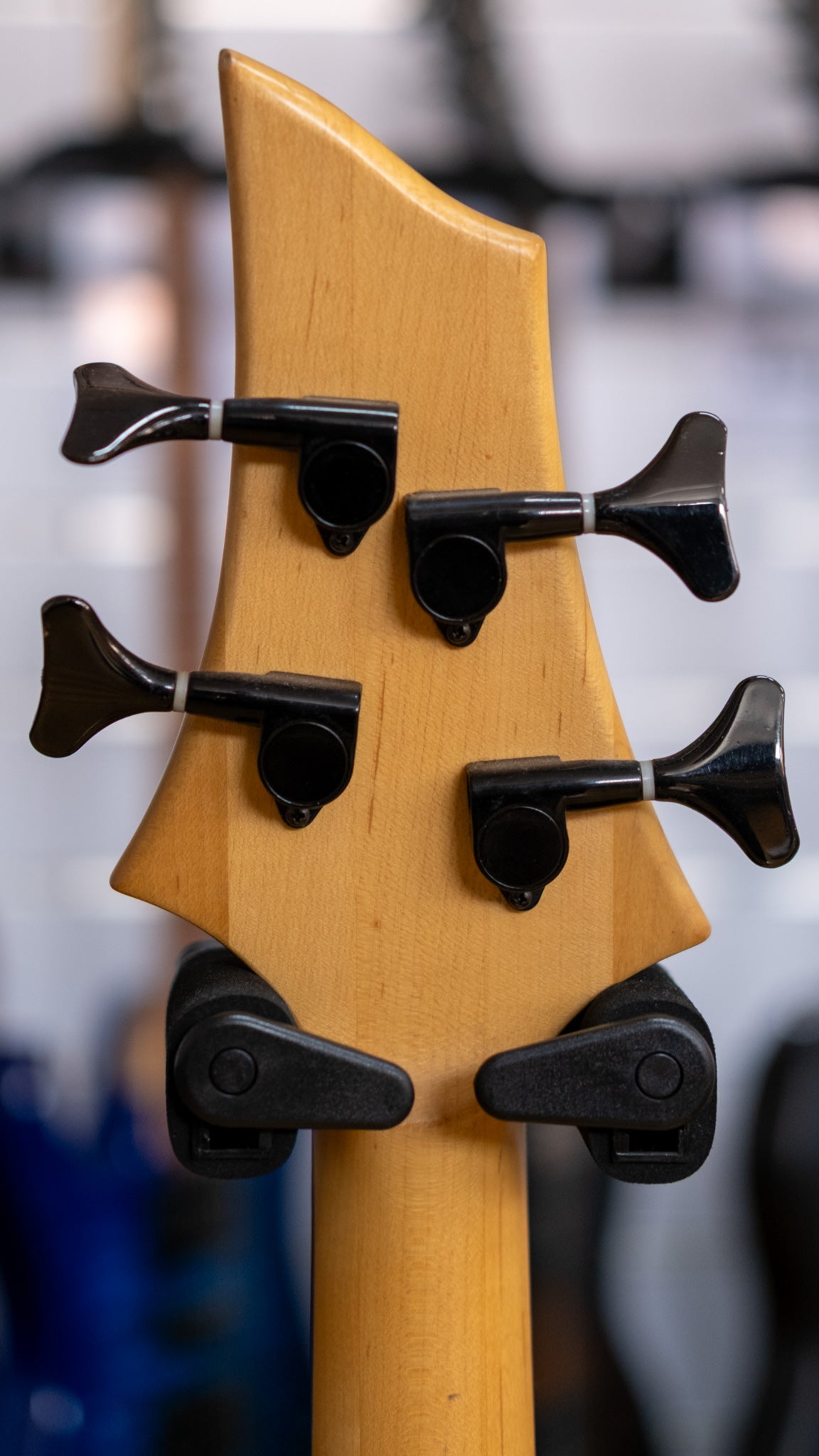 Grass Roots G-G-58B Bass Guitar (White) (Pre-Owned, MIJ)