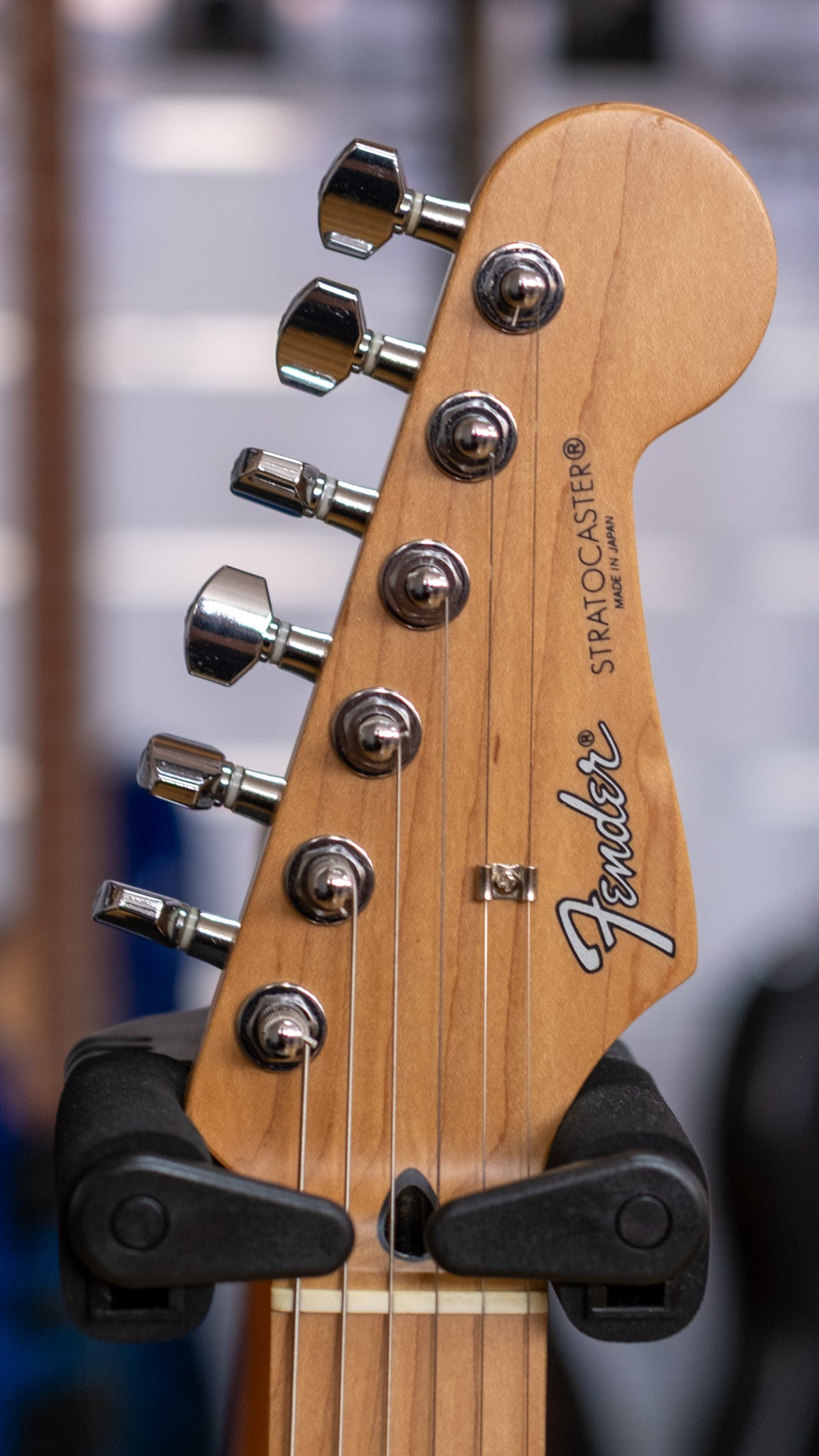 Fender ST-43 Standard Stratocaster Electric Guitar (Sunburst) (Pre-Owned, 2005 MIJ)