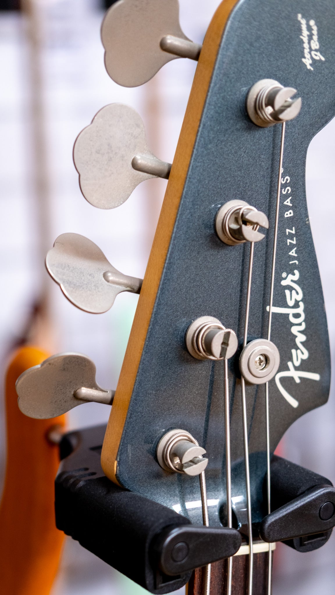 Fender Aerodyne Jazz Bass (Dolphin Grey) (Pre-Owned, 2010 MIJ)