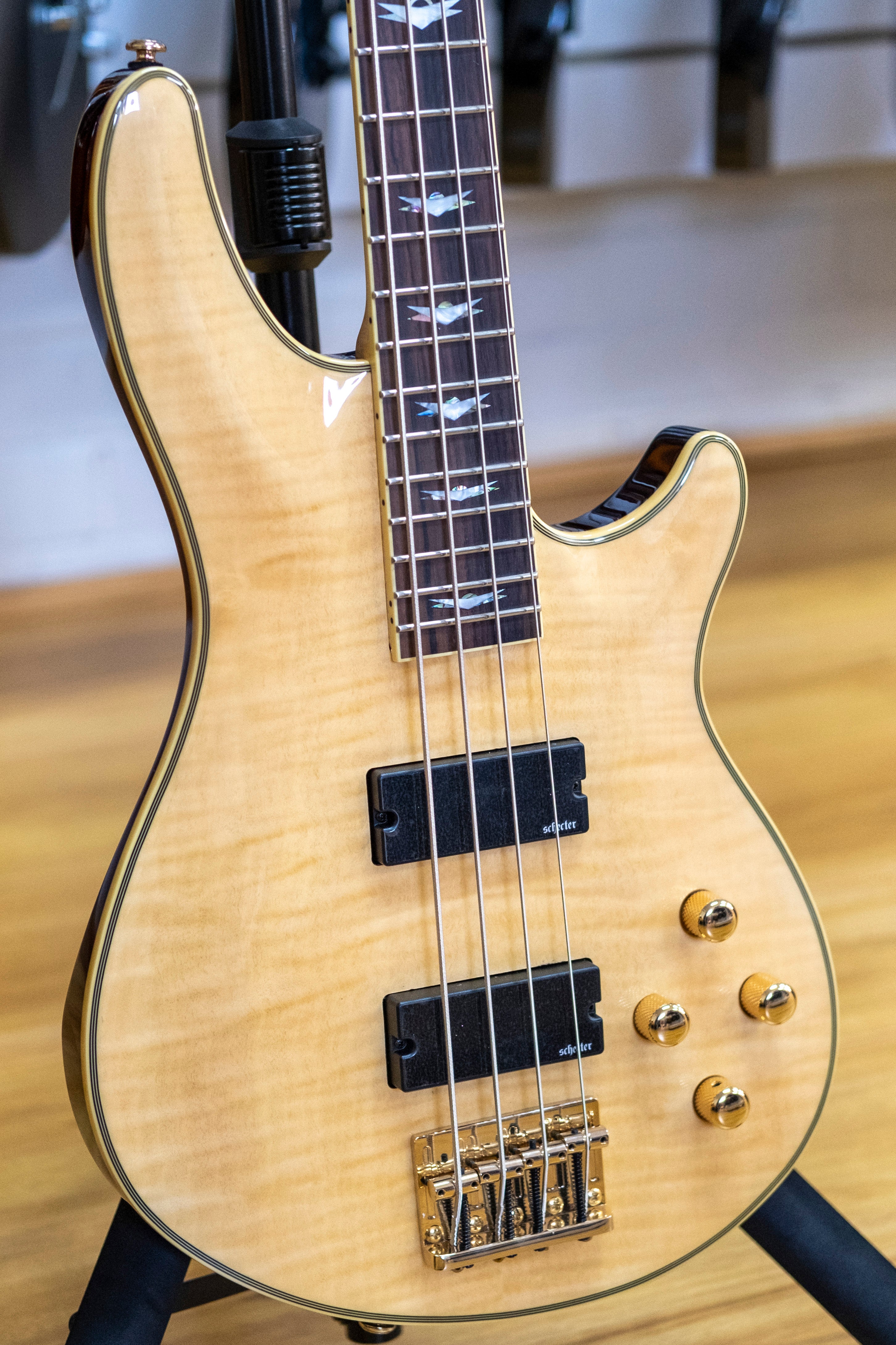 Schecter Omen Extreme 4-String Bass Guitar (Natural)