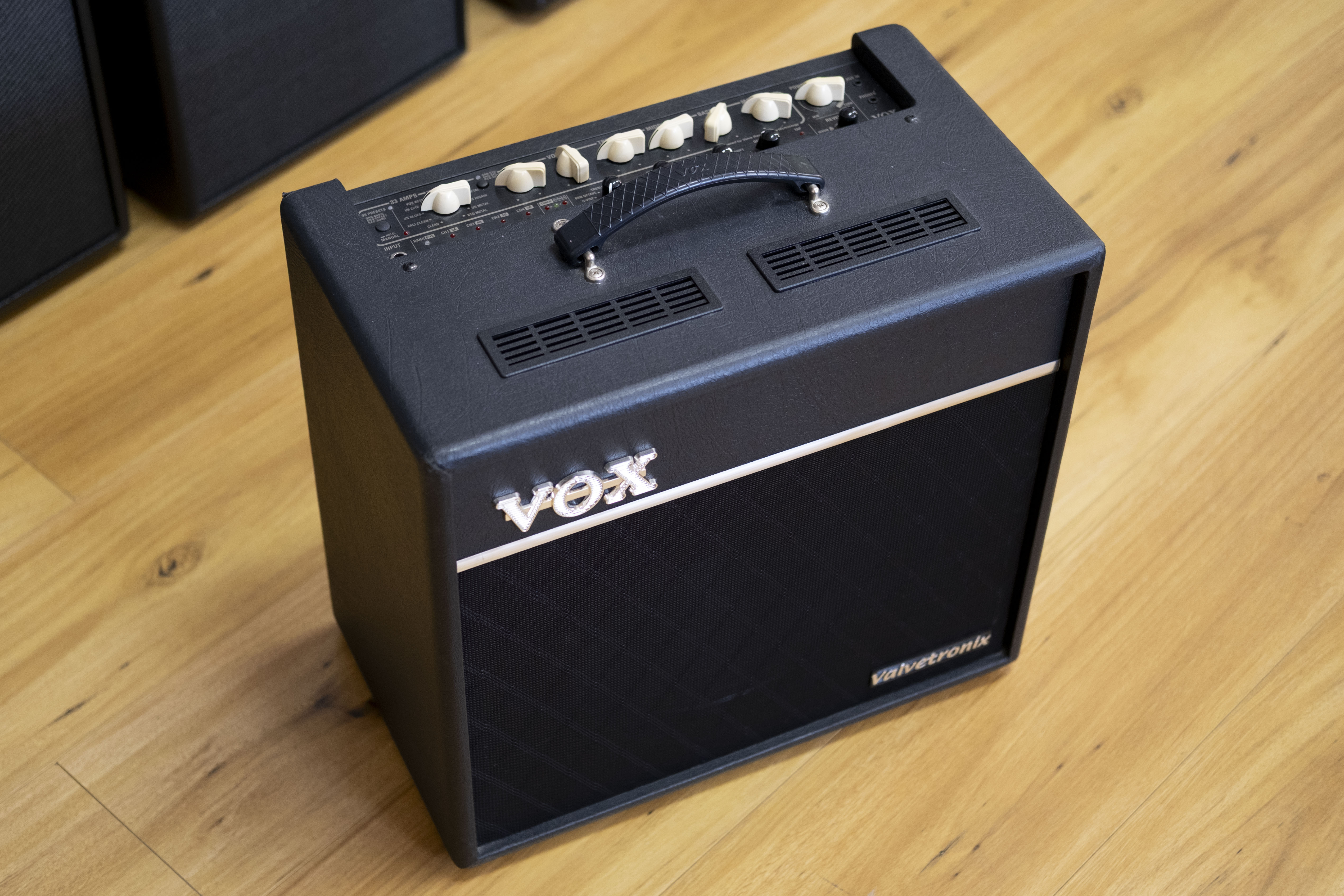 Vox Valvetronix VT80+ 80-Watt Electric Guitar Combo (Pre-Owned)