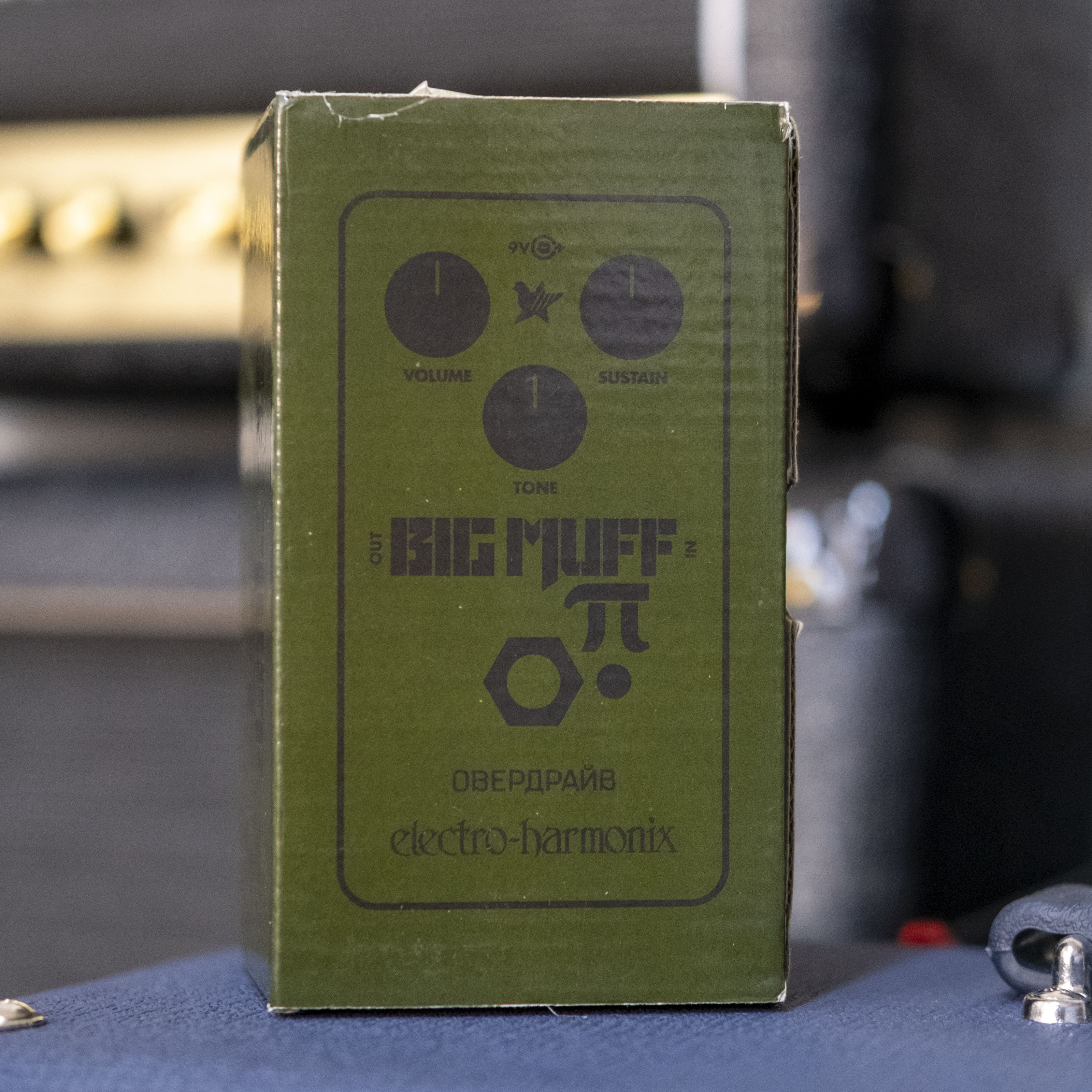 Electro Harmonix Green Russian Big Muff Distortion/Sustainer Pedal (Pre-Owned)