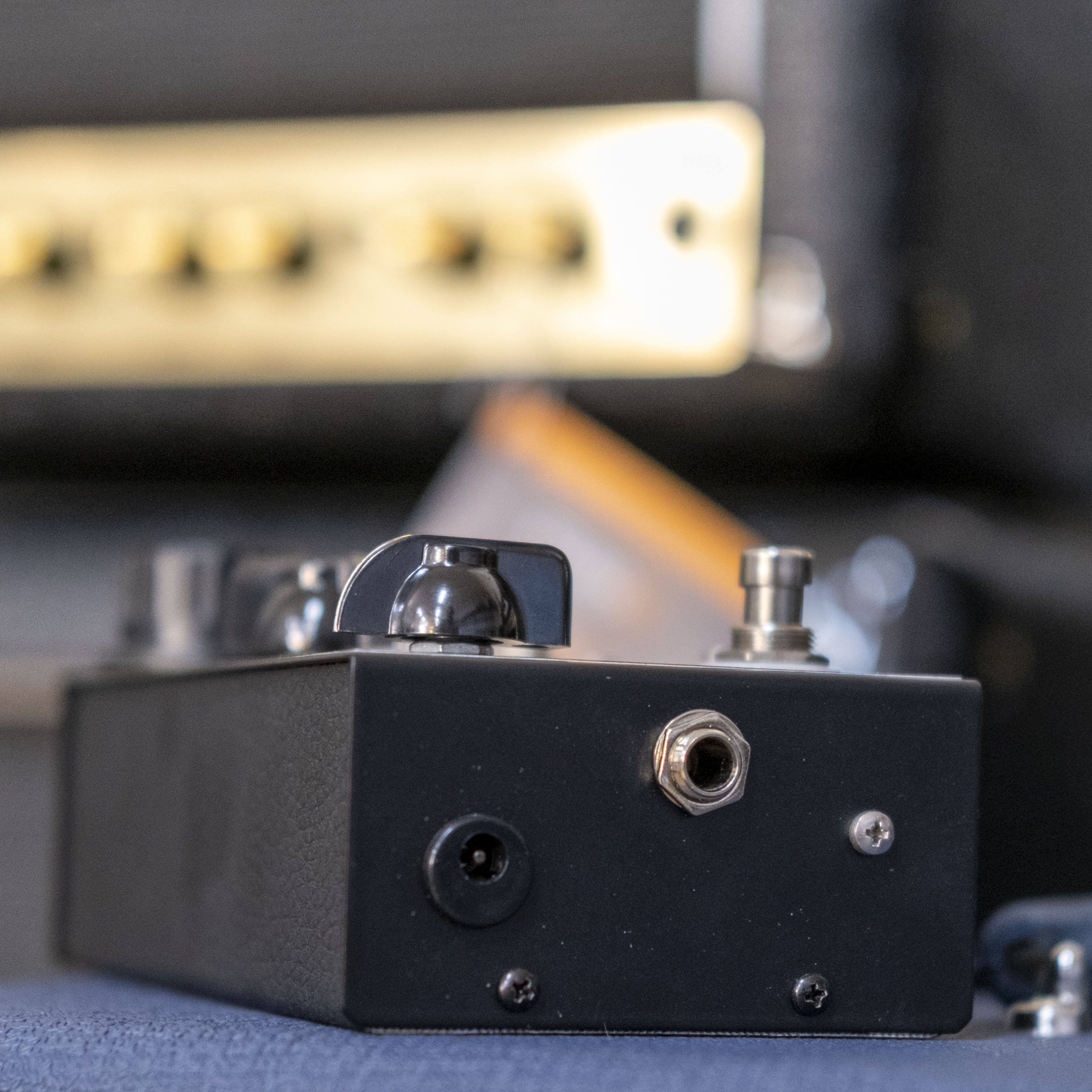 Electronic Orange Moon-Vibe Phaser Pedal (Pre-Owned)