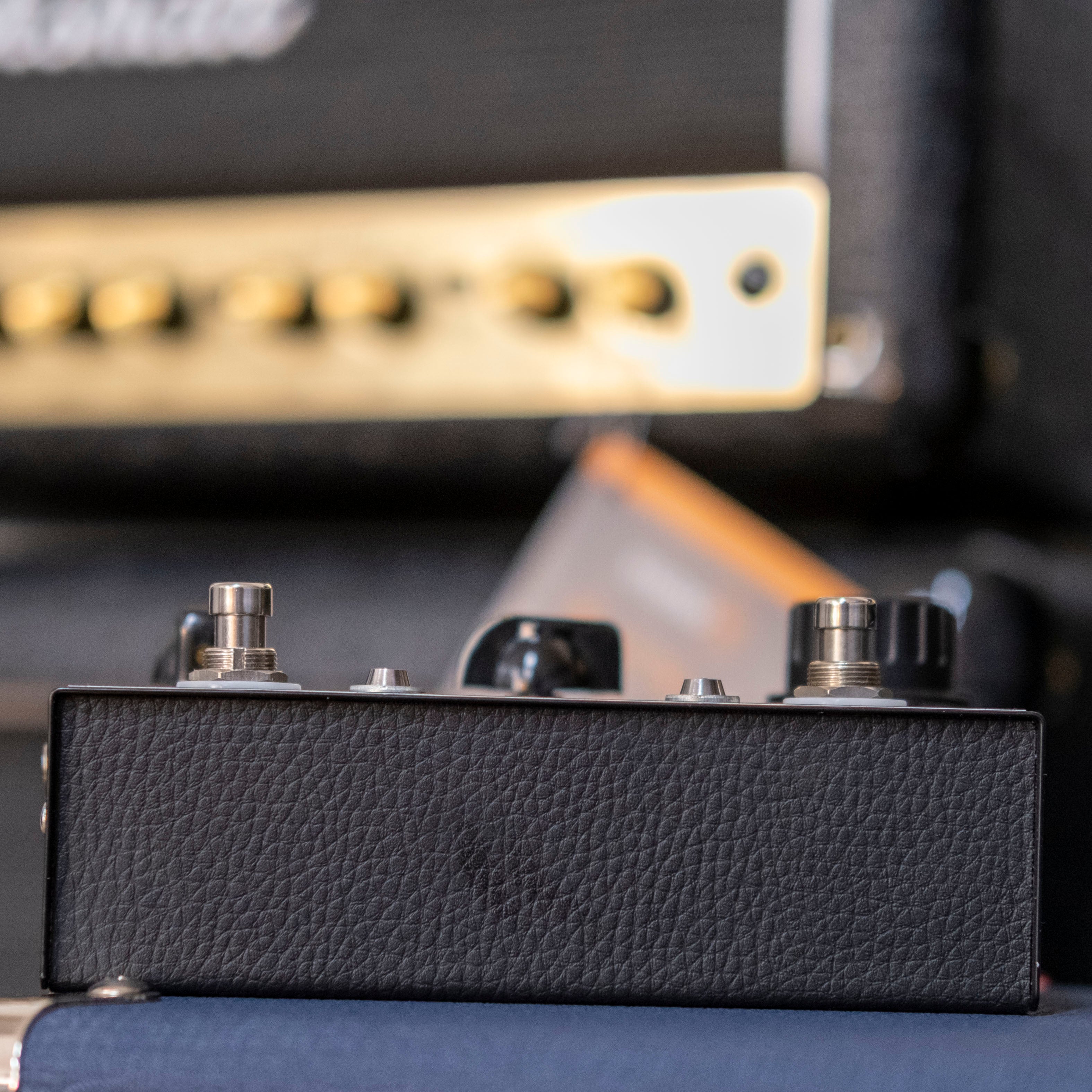 Electronic Orange Moon-Vibe Phaser Pedal (Pre-Owned)