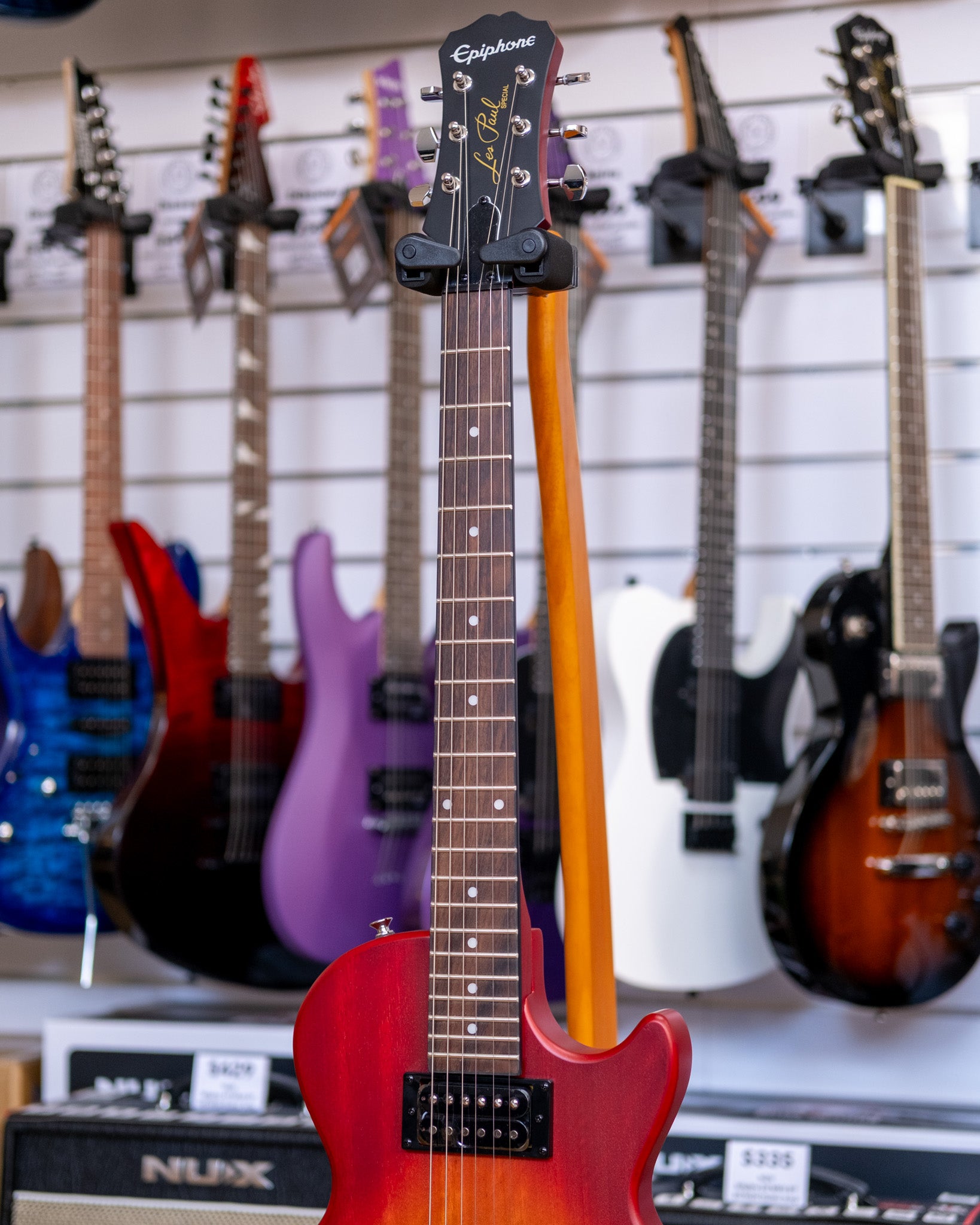 Epiphone Les Paul Special Electric Guitar (Heritage Cherry)