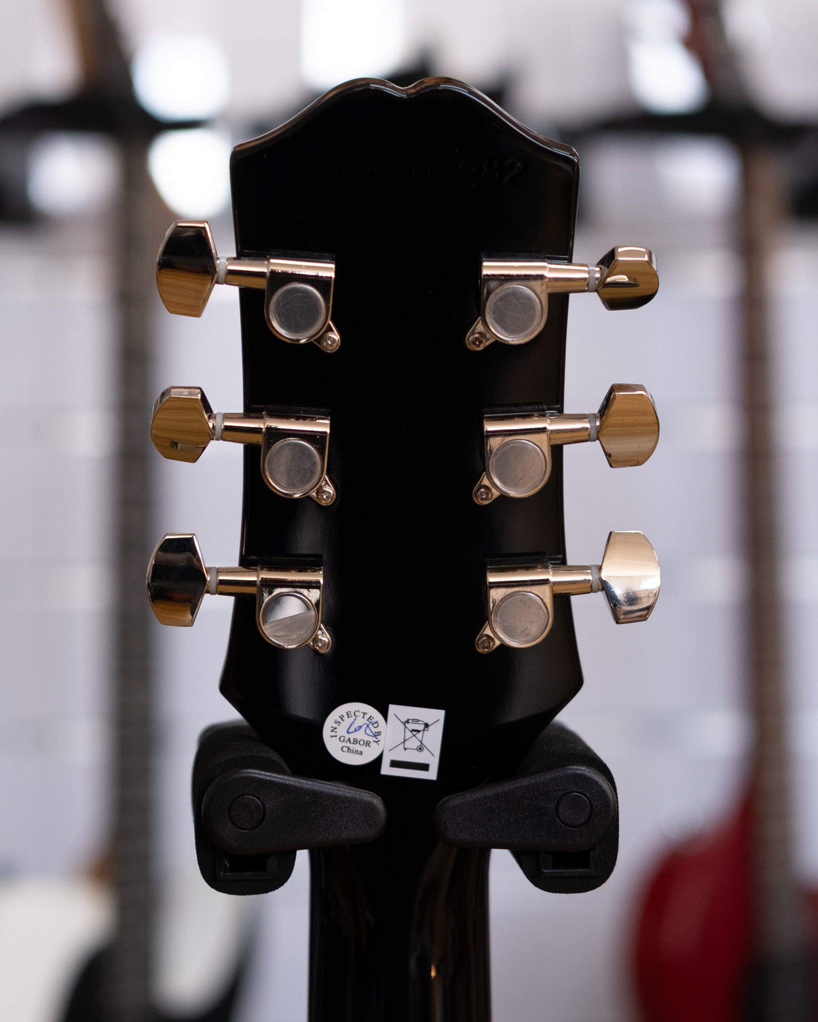 Epiphone Les Paul Tribute Electric Guitar (Vintage Sunburst)