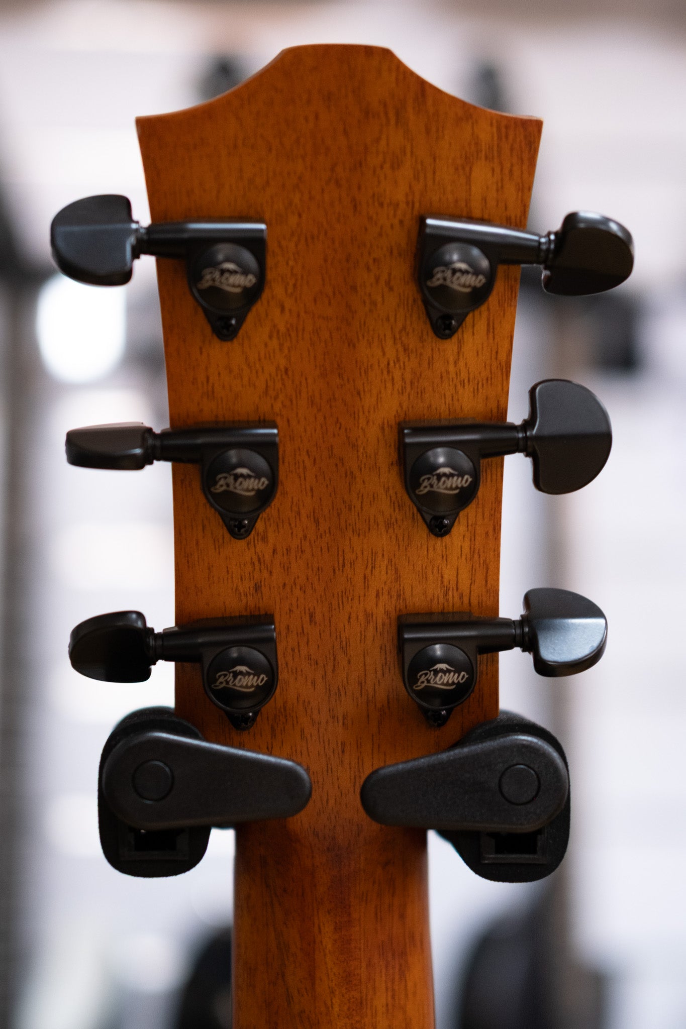 Bromo Appalachia Series Grand Auditorium Acoustic Electric Guitar