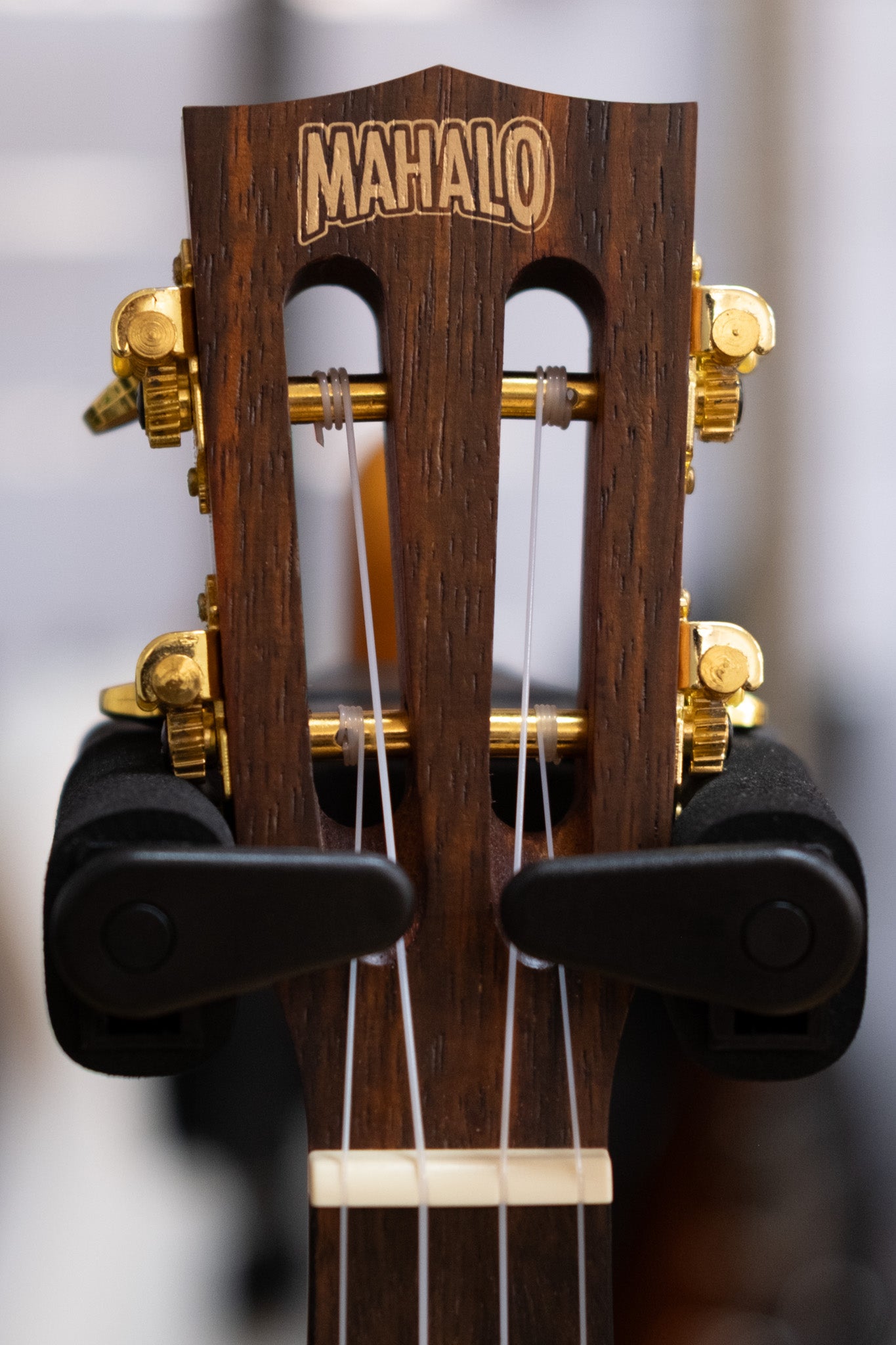 Mahalo Tenor Ukulele with Essentials Accessory Pack