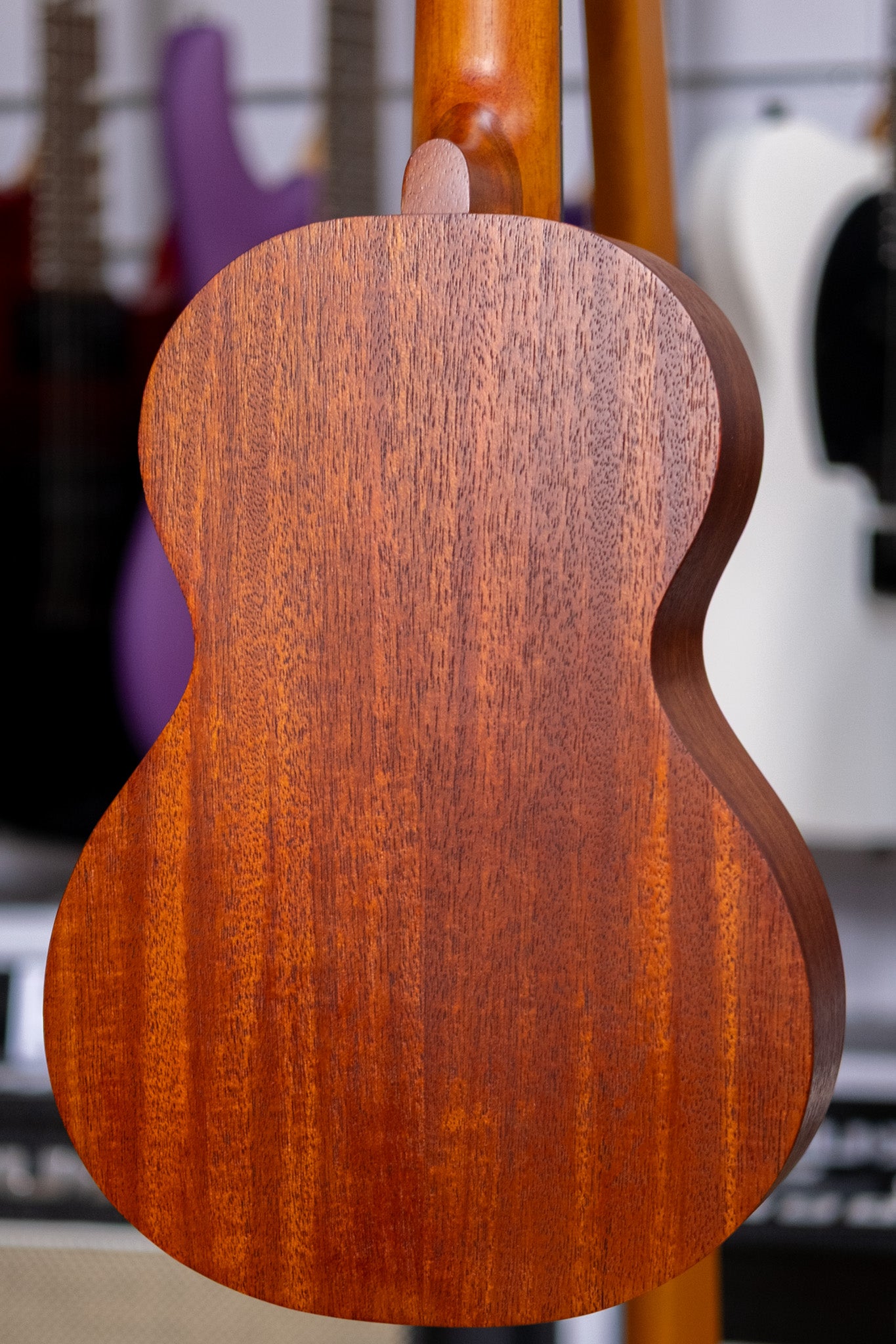 Mahalo Tenor Ukulele with Essentials Accessory Pack