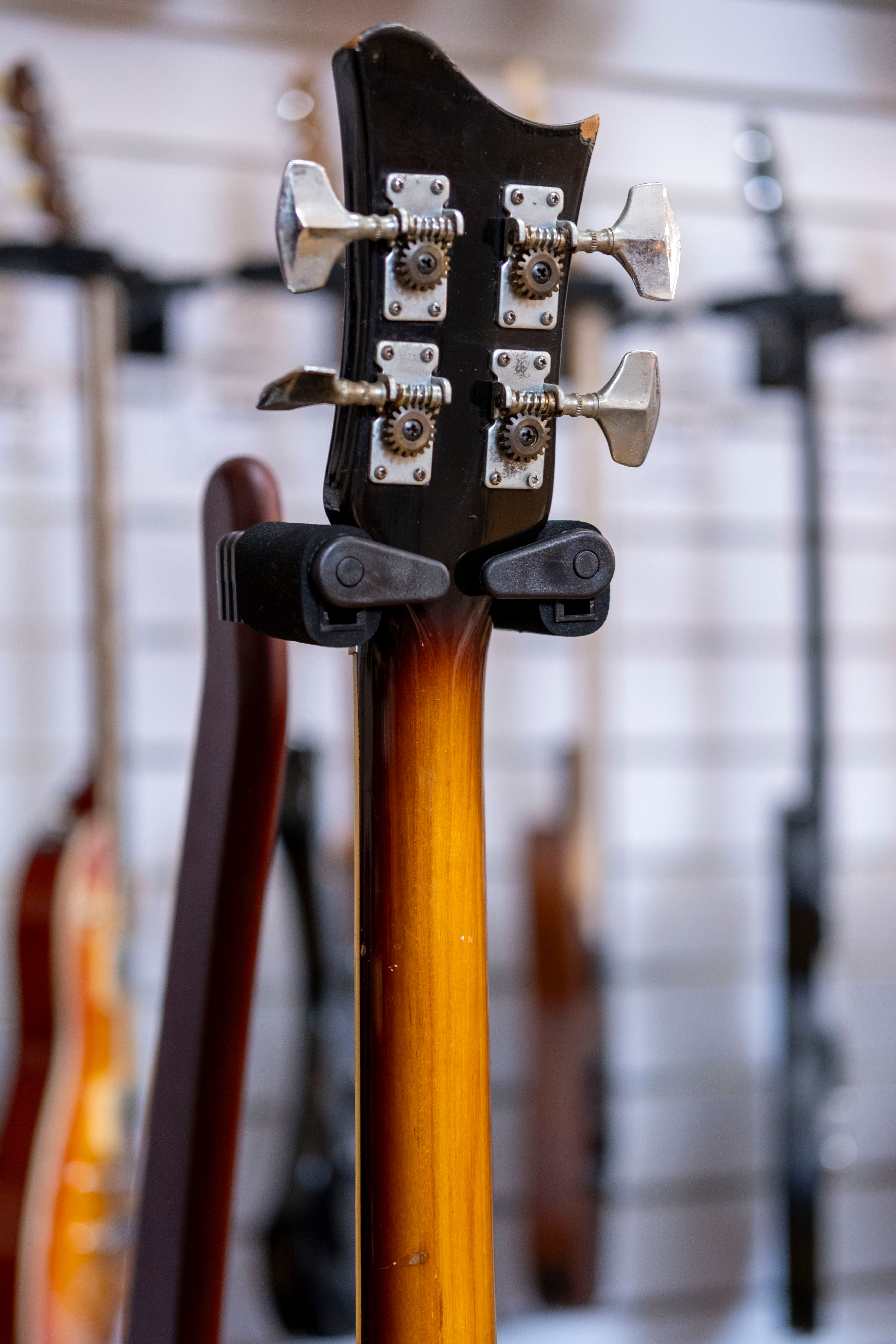 Greco VB-450 'Violin' Bass Guitar (3-Tone Sunburst) (Pre-Owned, 1974 M